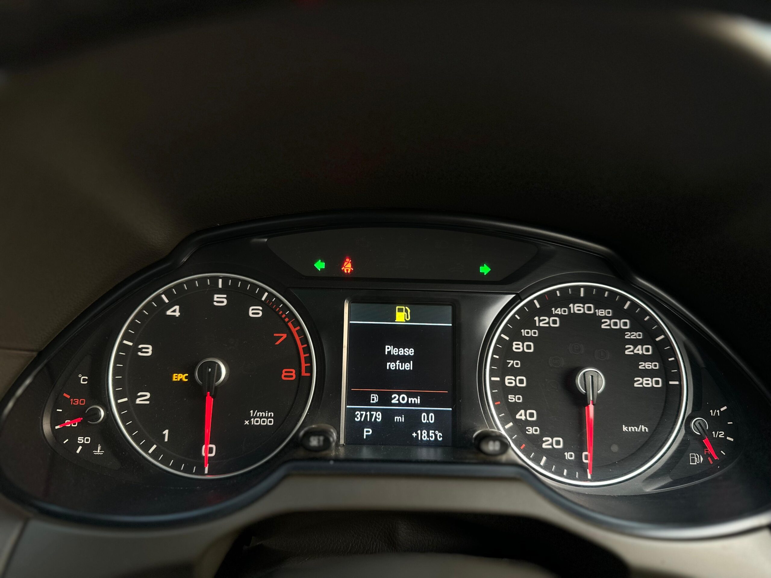 
								Audi Q5 Quattro 2014 full									