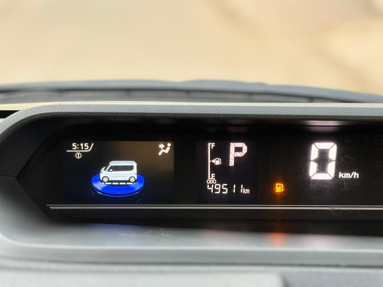 
								Daihatsu Tanto Funcross 2022 full									