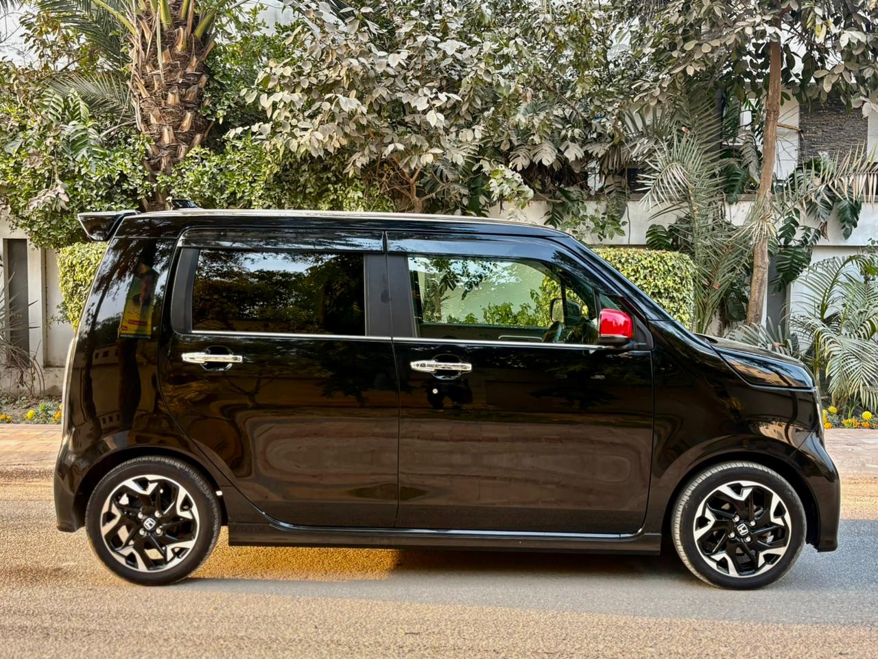 
								Honda N-WGN Custom Turbo 2022 full									