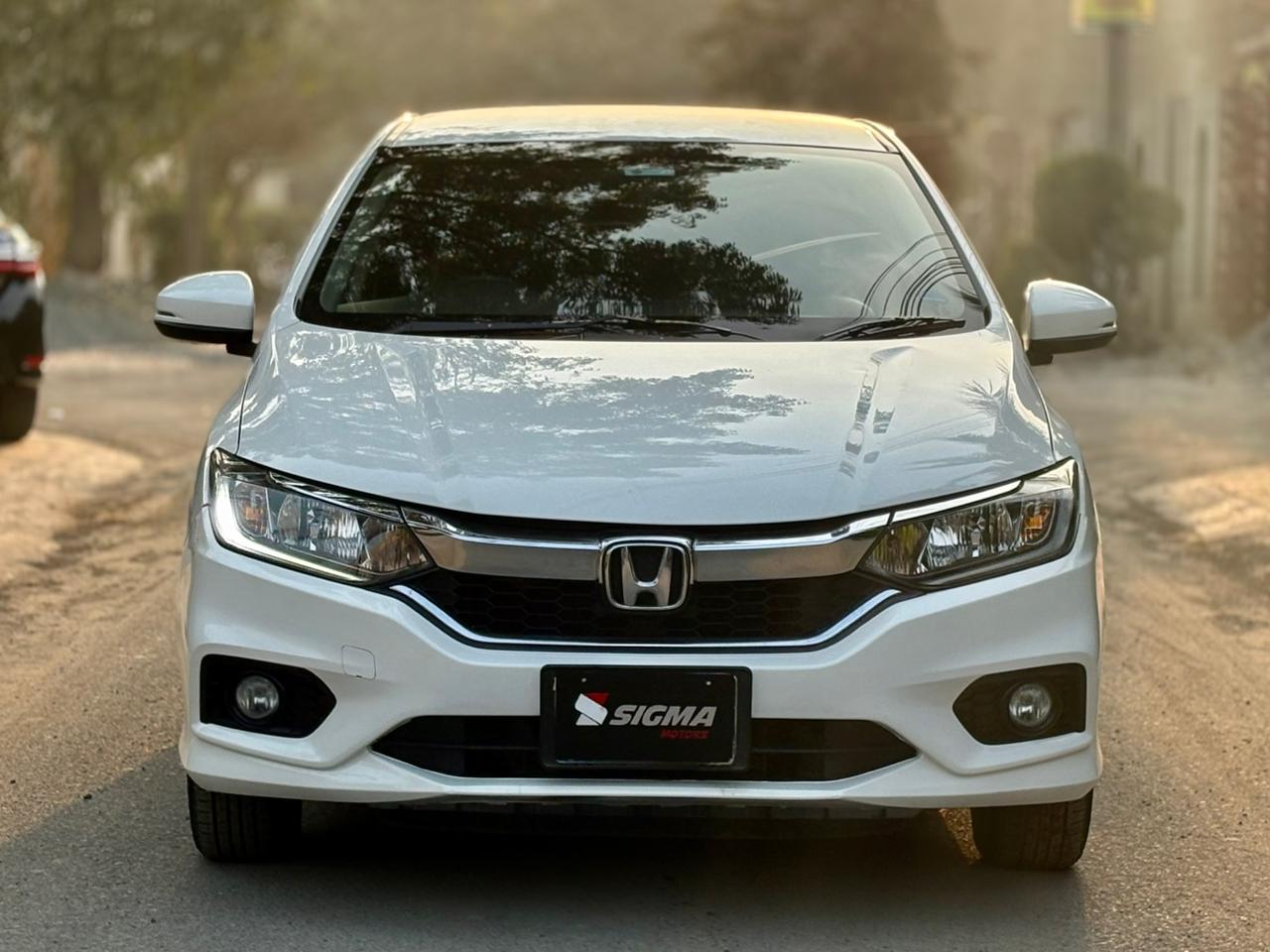 
								Honda City 1.5 Aspire Automatic 2022 full									