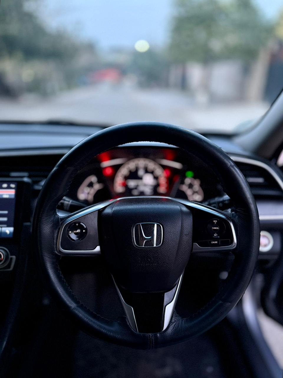 
								Honda Civic Oriel Prosmatec i-VTEC 2018 full									
