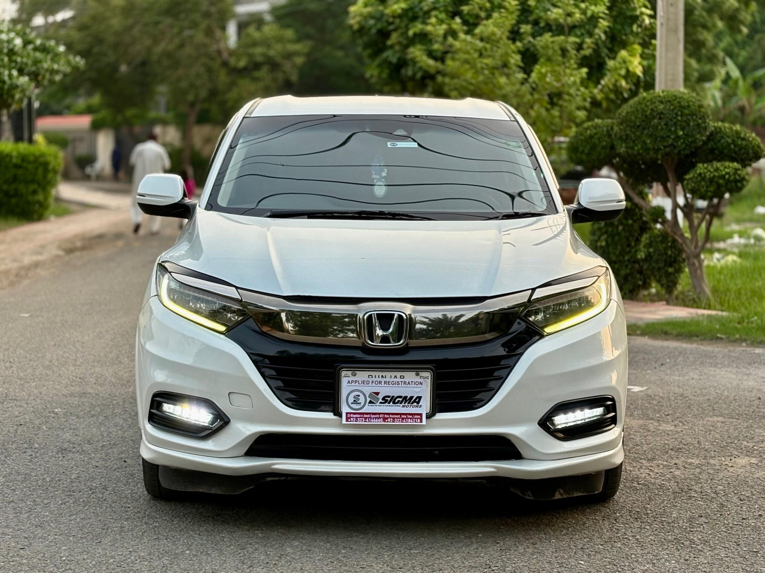 
								Honda Vezel Z Sensing Package 2019 full									