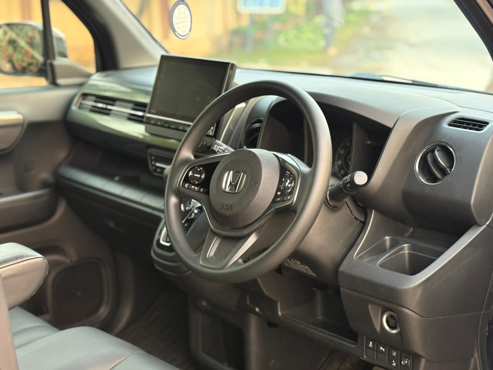 
								Honda N WGN Custom 2022 full									