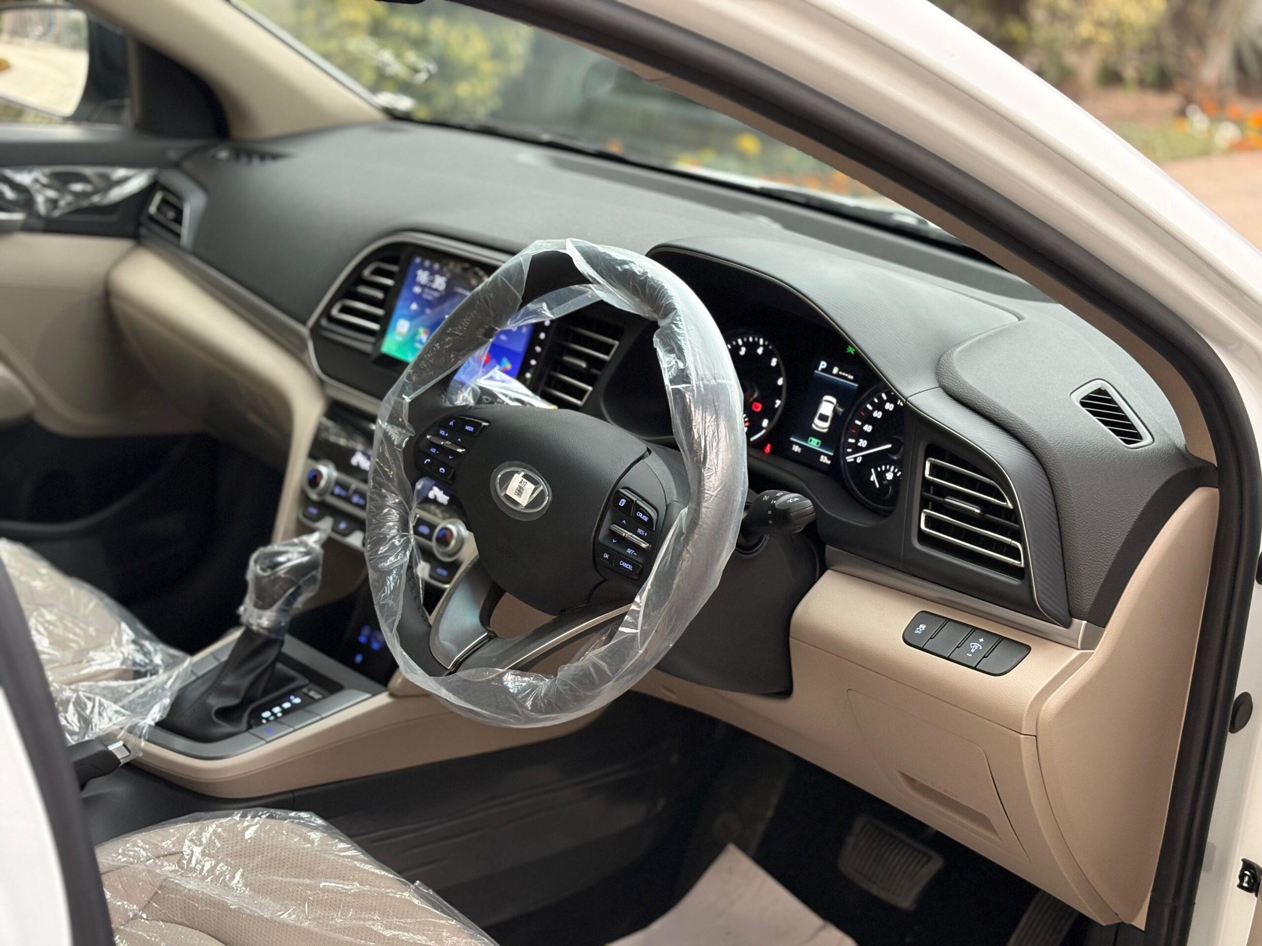 
								Hyundai Elantra GLS 2.0 Limited Edition 2025 full									