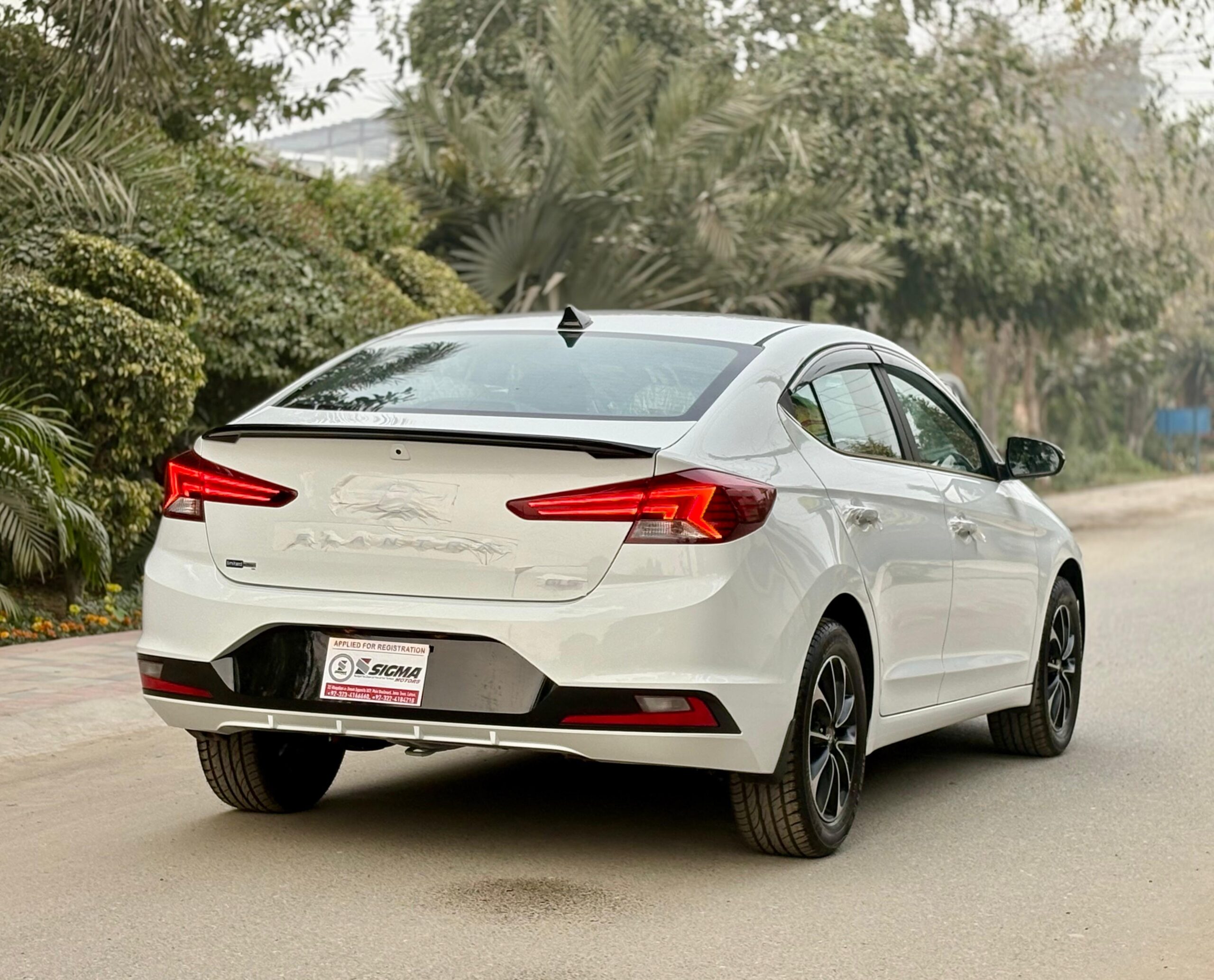 
								Hyundai Elantra GLS 2.0 Limited Edition 2025 full									