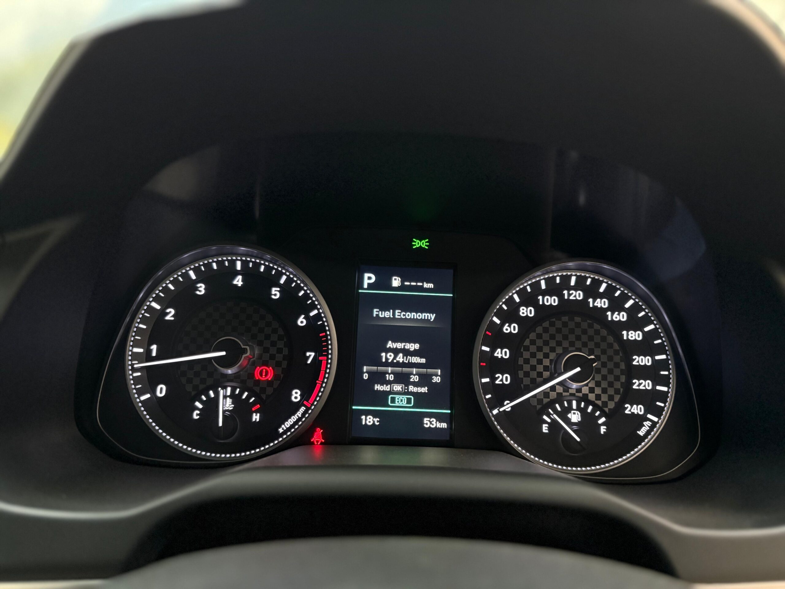 
								Hyundai Elantra GLS 2.0 Limited Edition 2025 full									