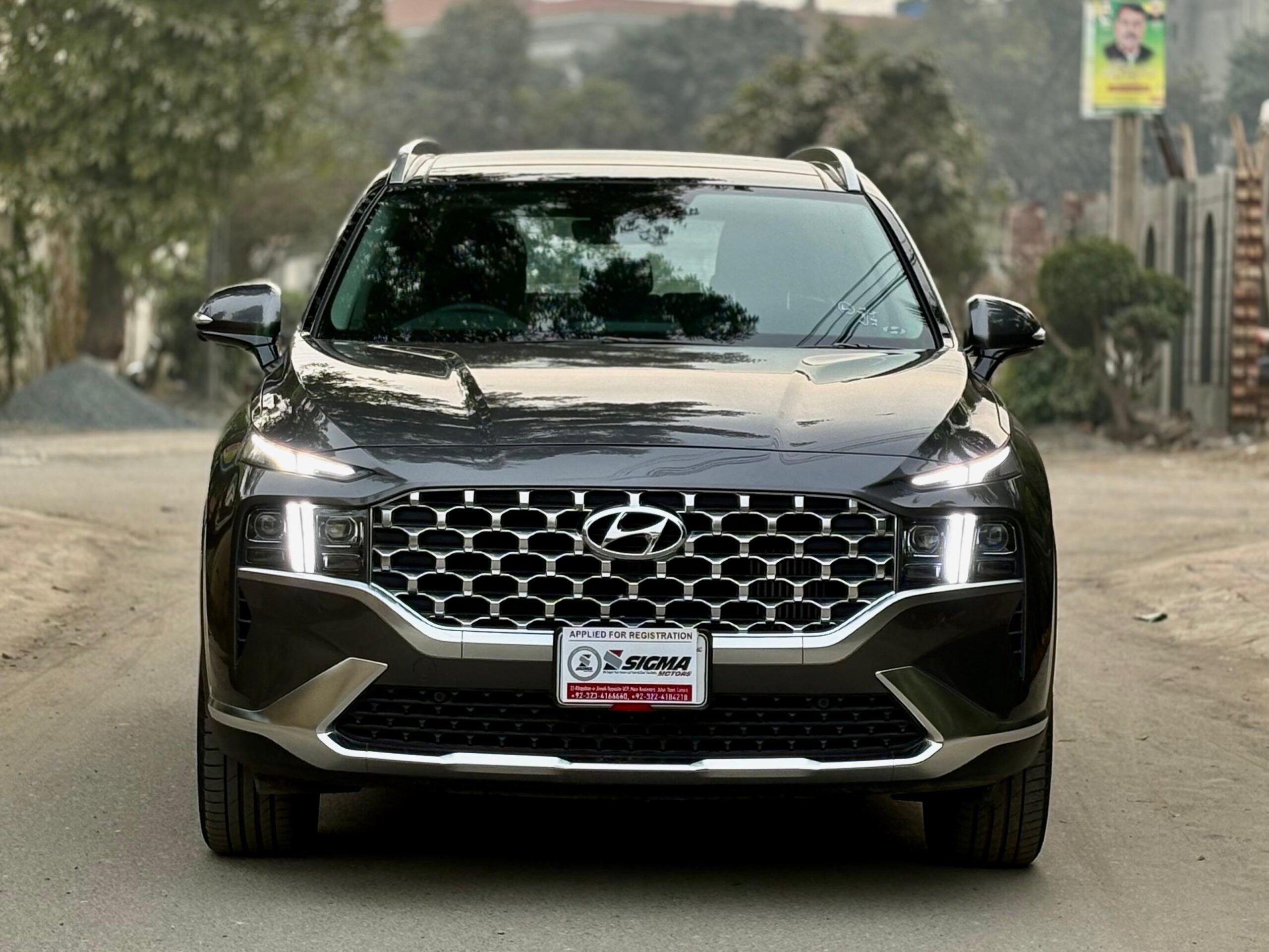 
								Hyundai Santa Fe Signature 2024 full									