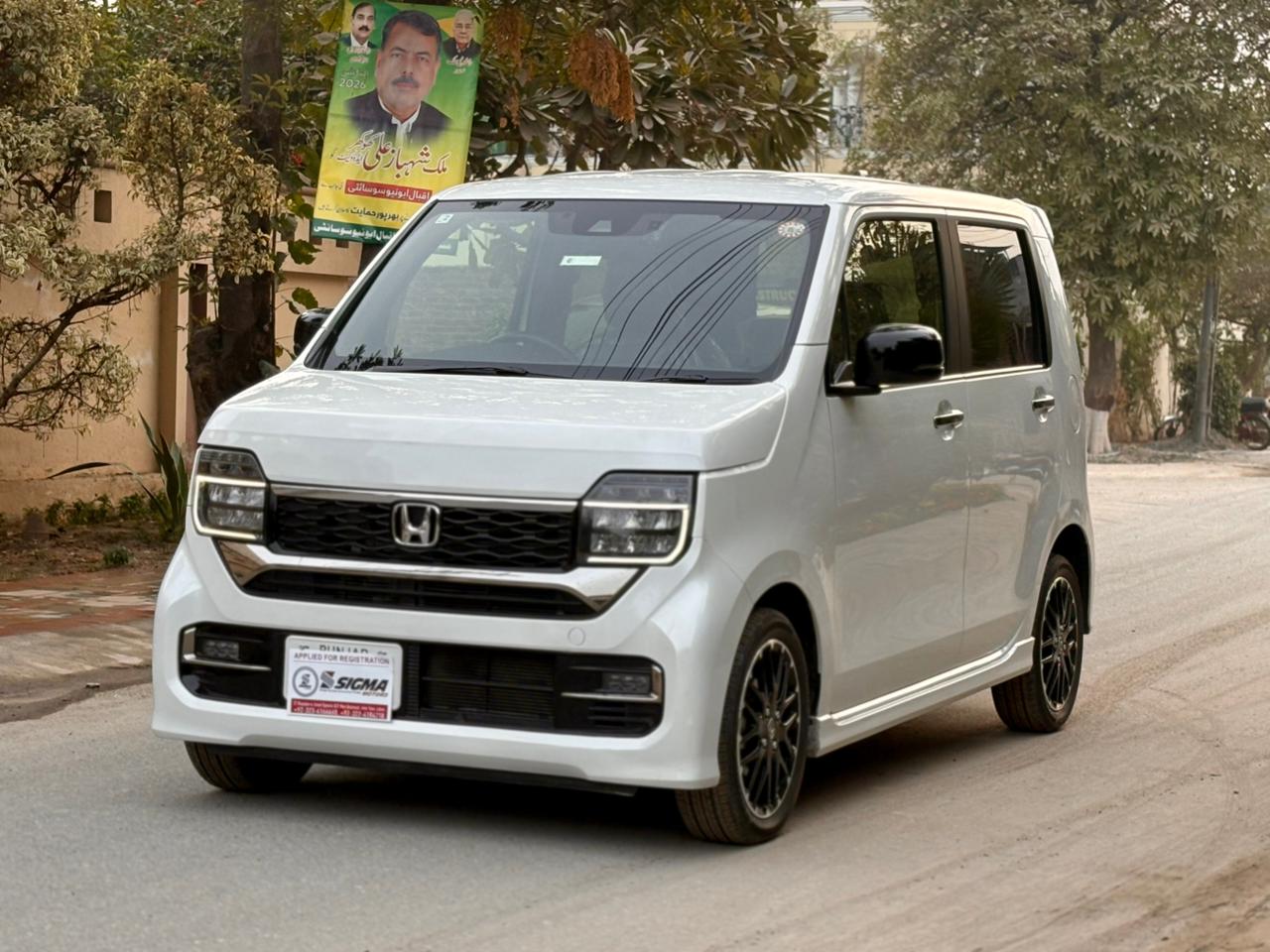 
								Honda N WGN Custom Turbo 2024 full									