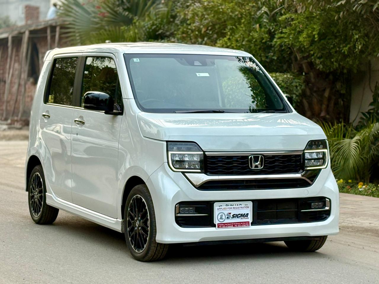 
								Honda N WGN Custom Turbo 2024 full									