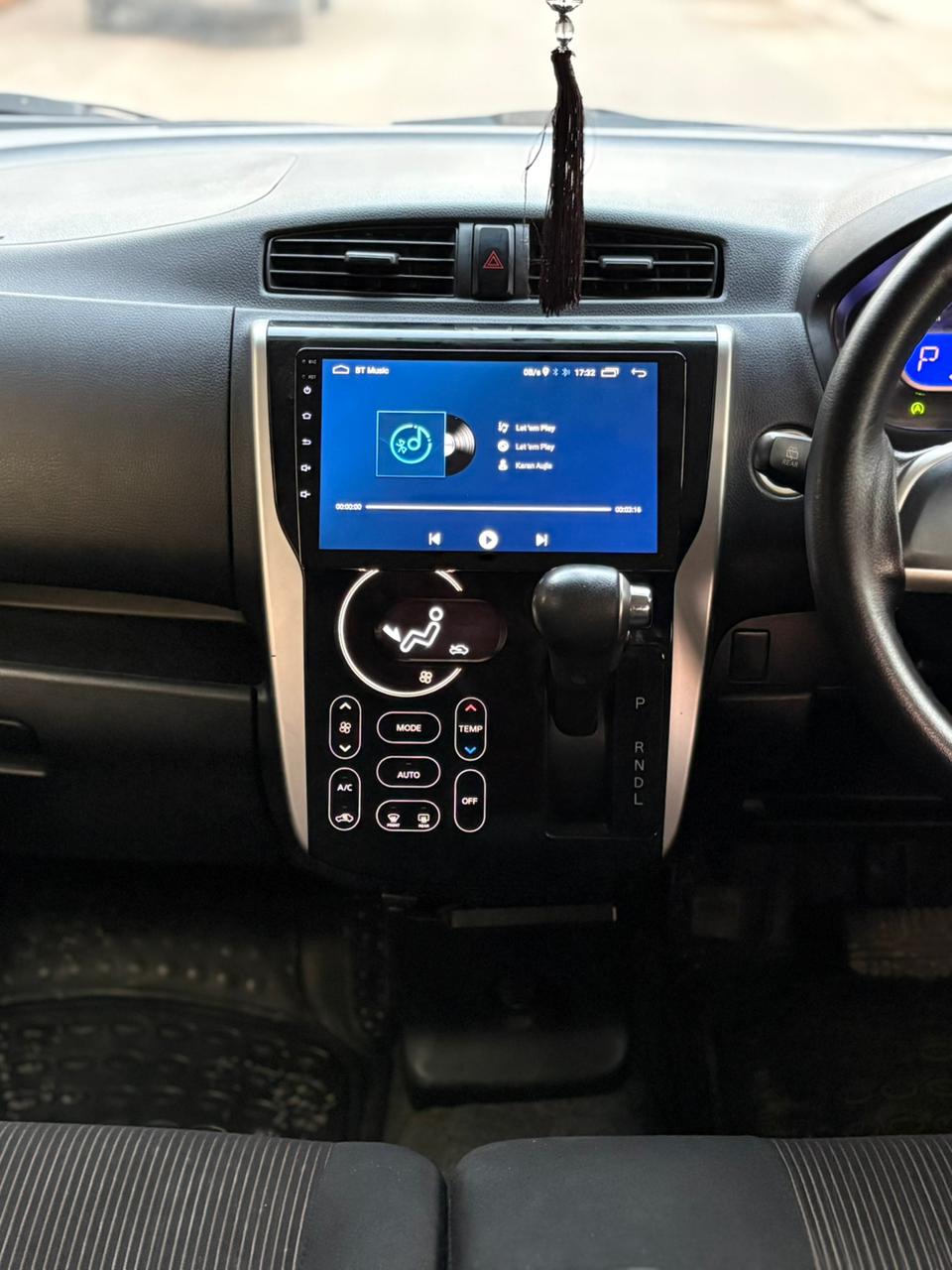 
								Nissan Dayz Highway Star 2014 full									