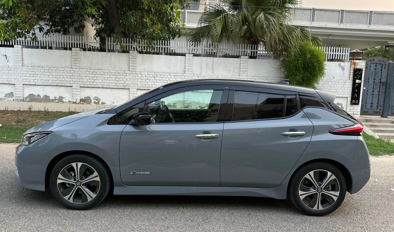 
								Nissan Leaf EV Zero Emission 2020 full									