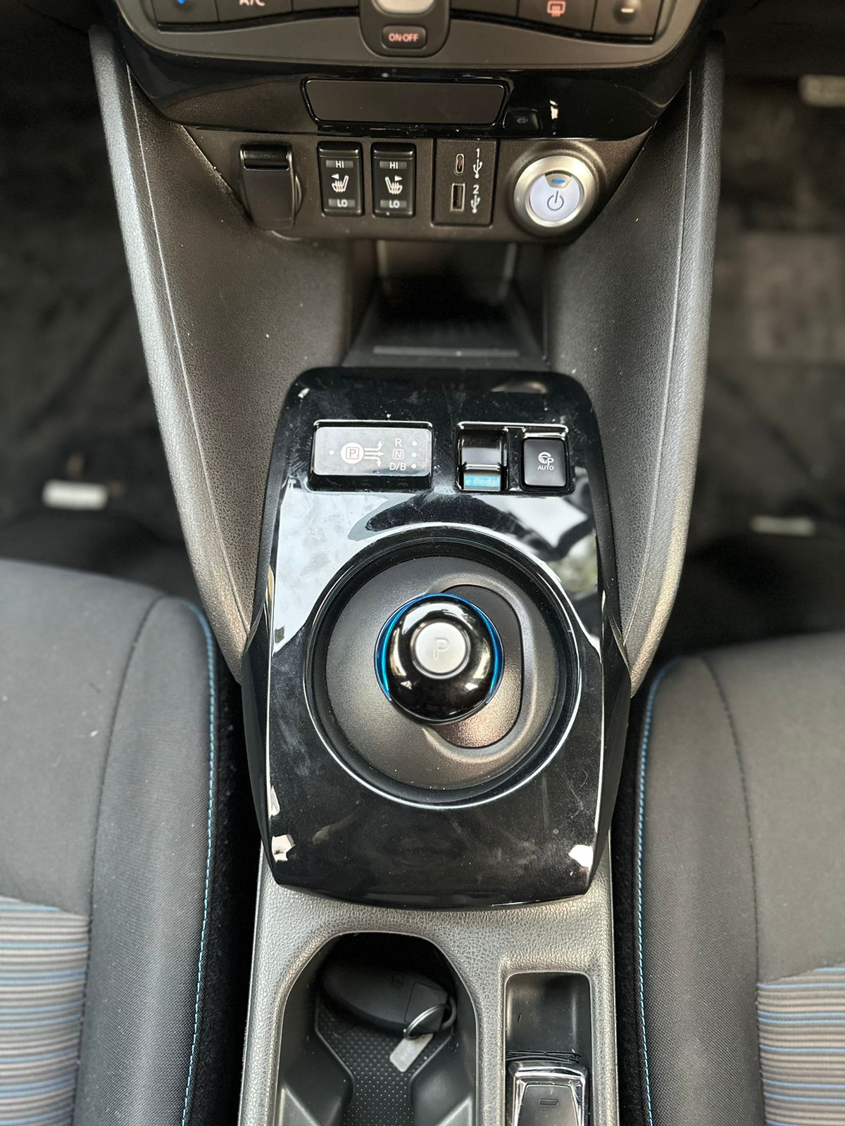 
								Nissan Leaf EV Zero Emission 2020 full									