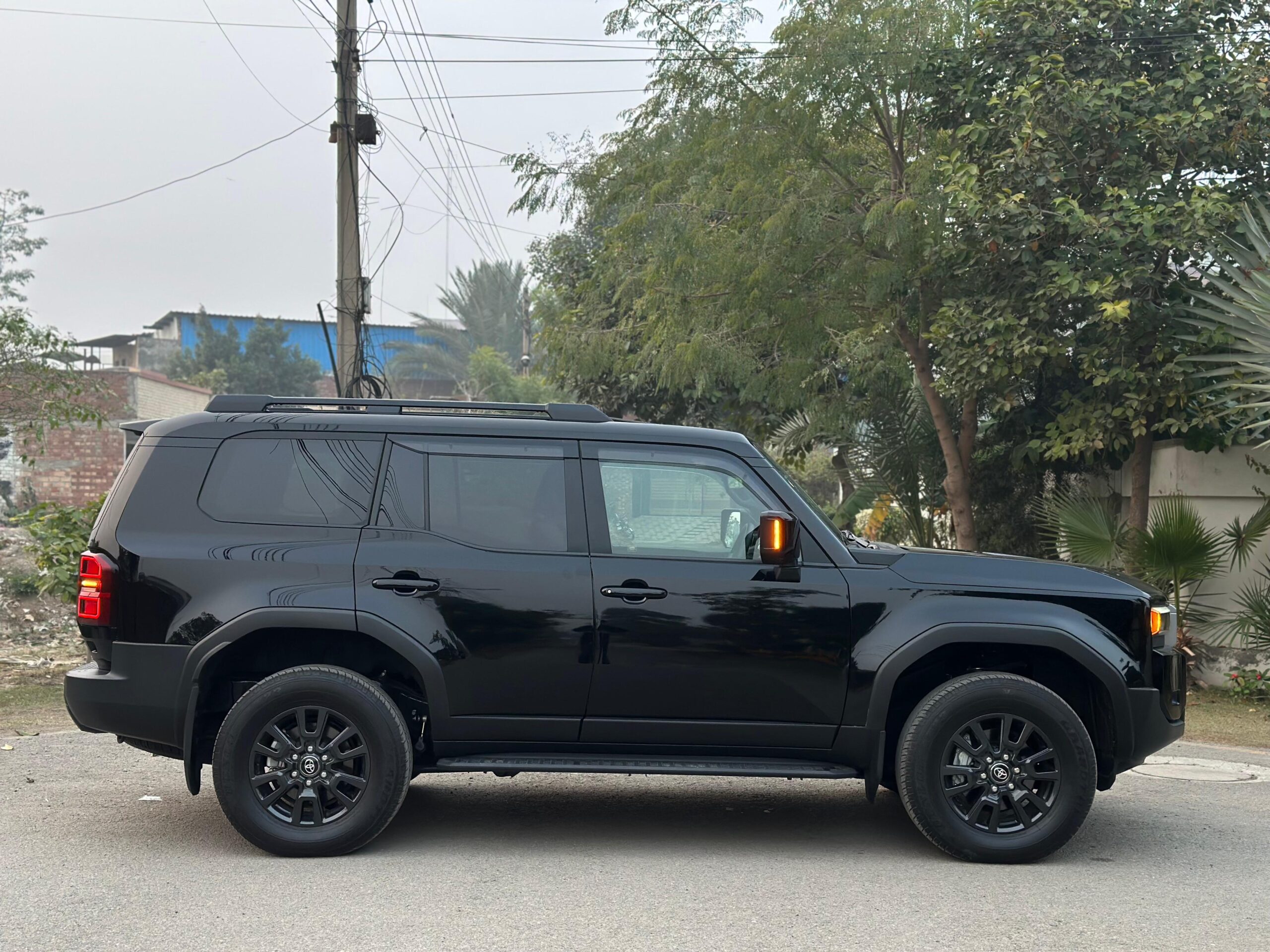 
								Toyota Land Cruiser 250 VX 2024 full									