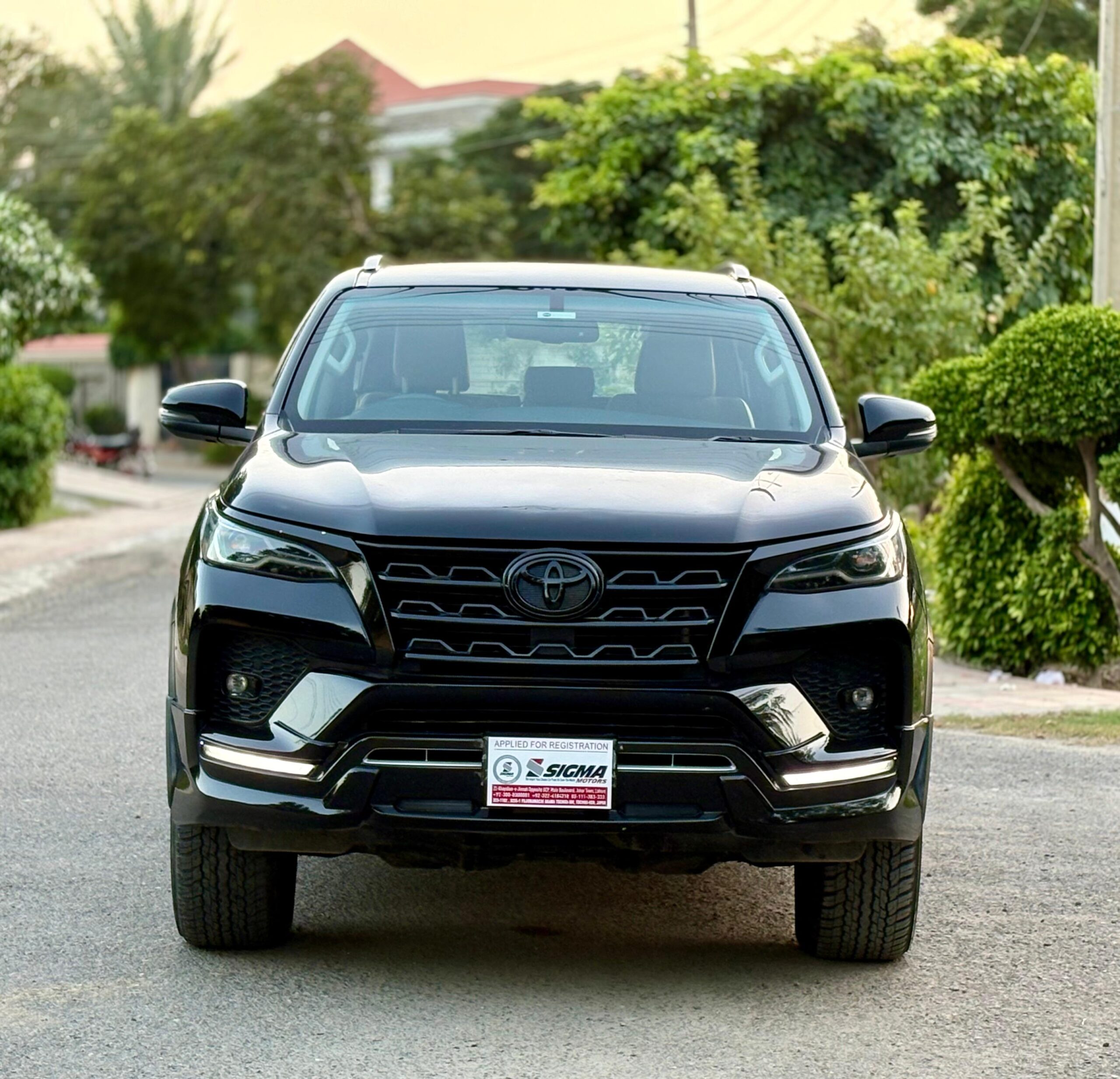 
								Toyota Fortuner 2.7 V Petrol 4×4 2022 full									