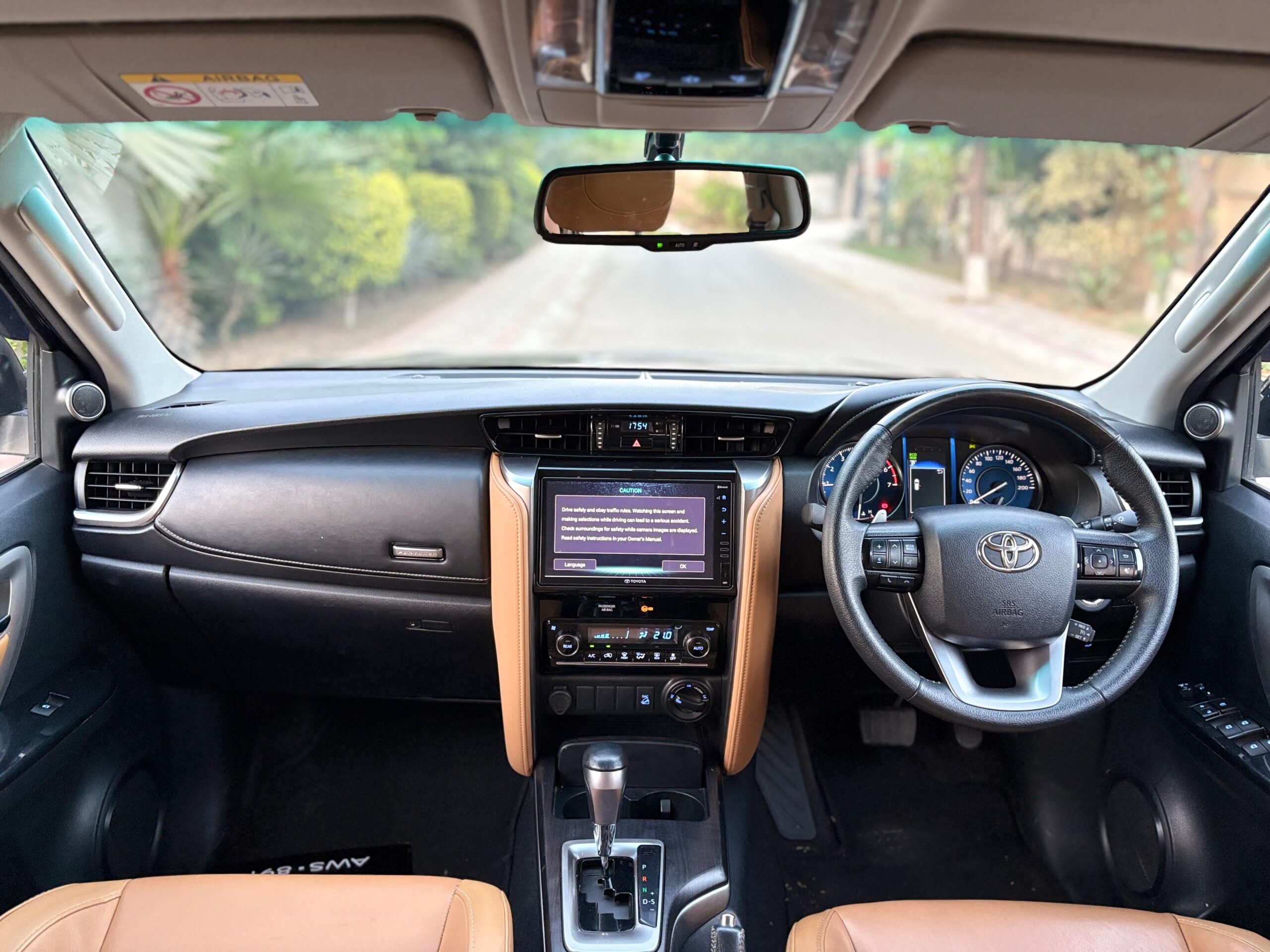 
								Toyota Fortuner 2.7 V Petrol 4×4 2022 full									