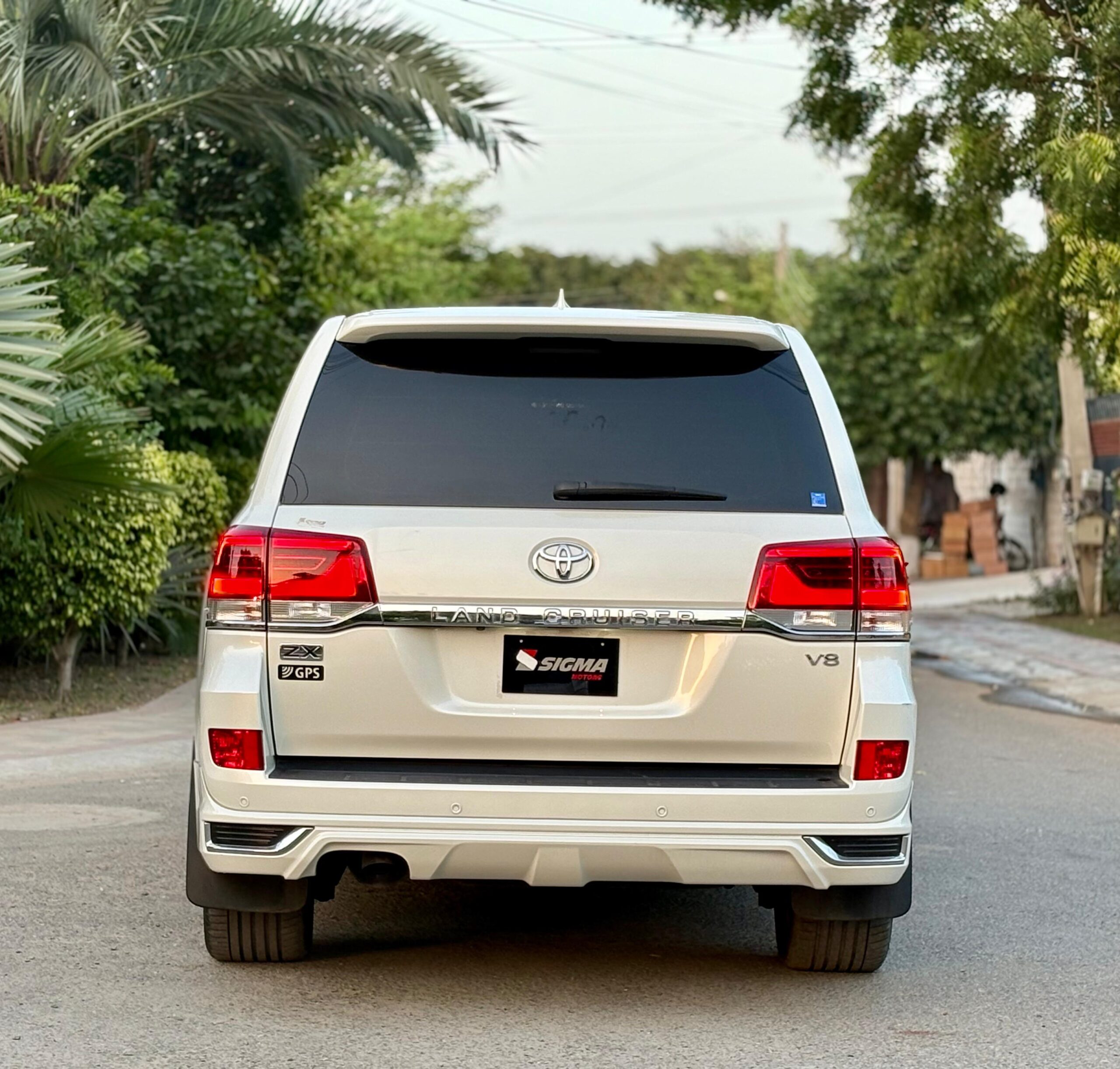 
								Toyota Land Cruiser ZX 2020 full									