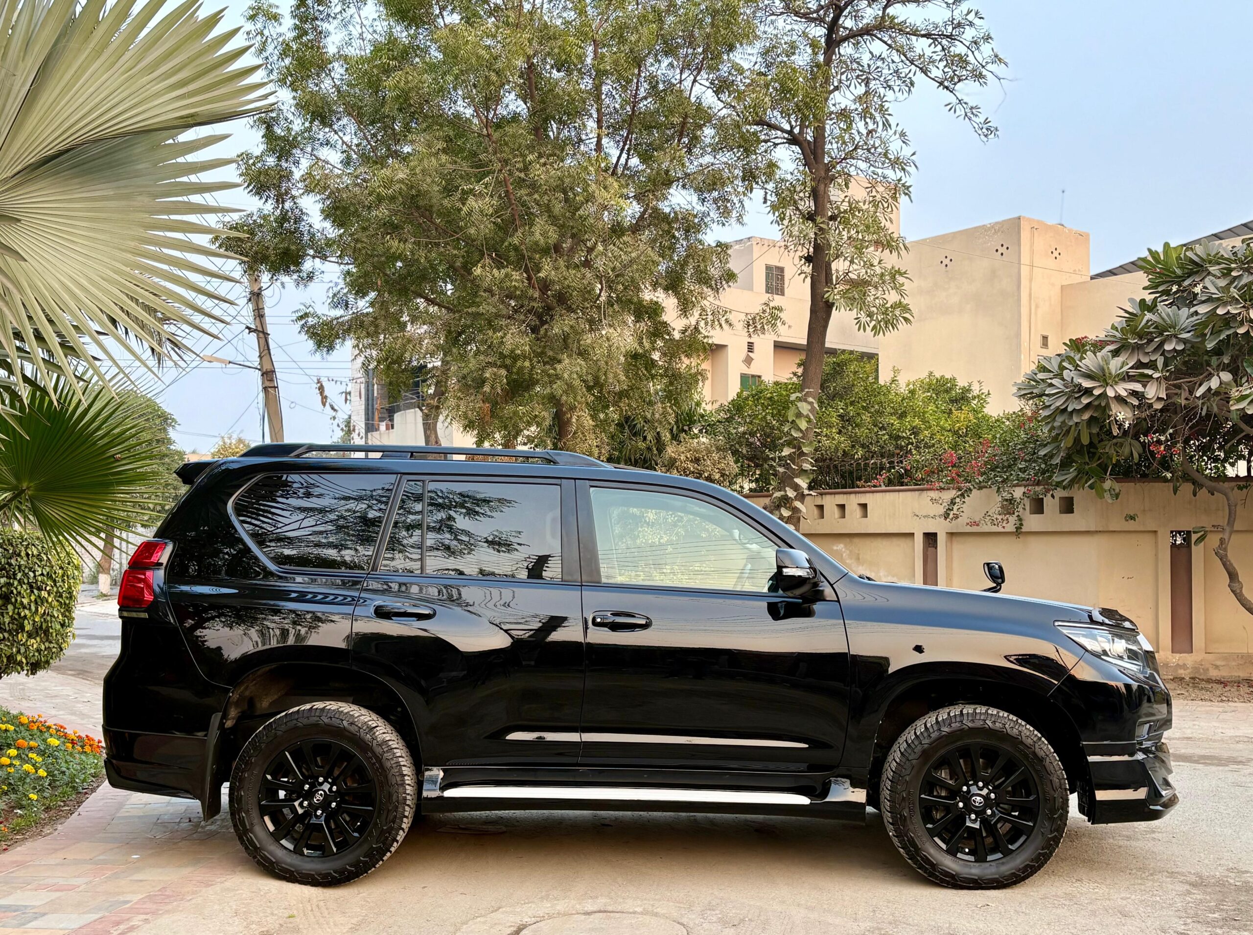 
								Toyota Land Cruiser Prado 2.8 Diesel TXL 2021 full									