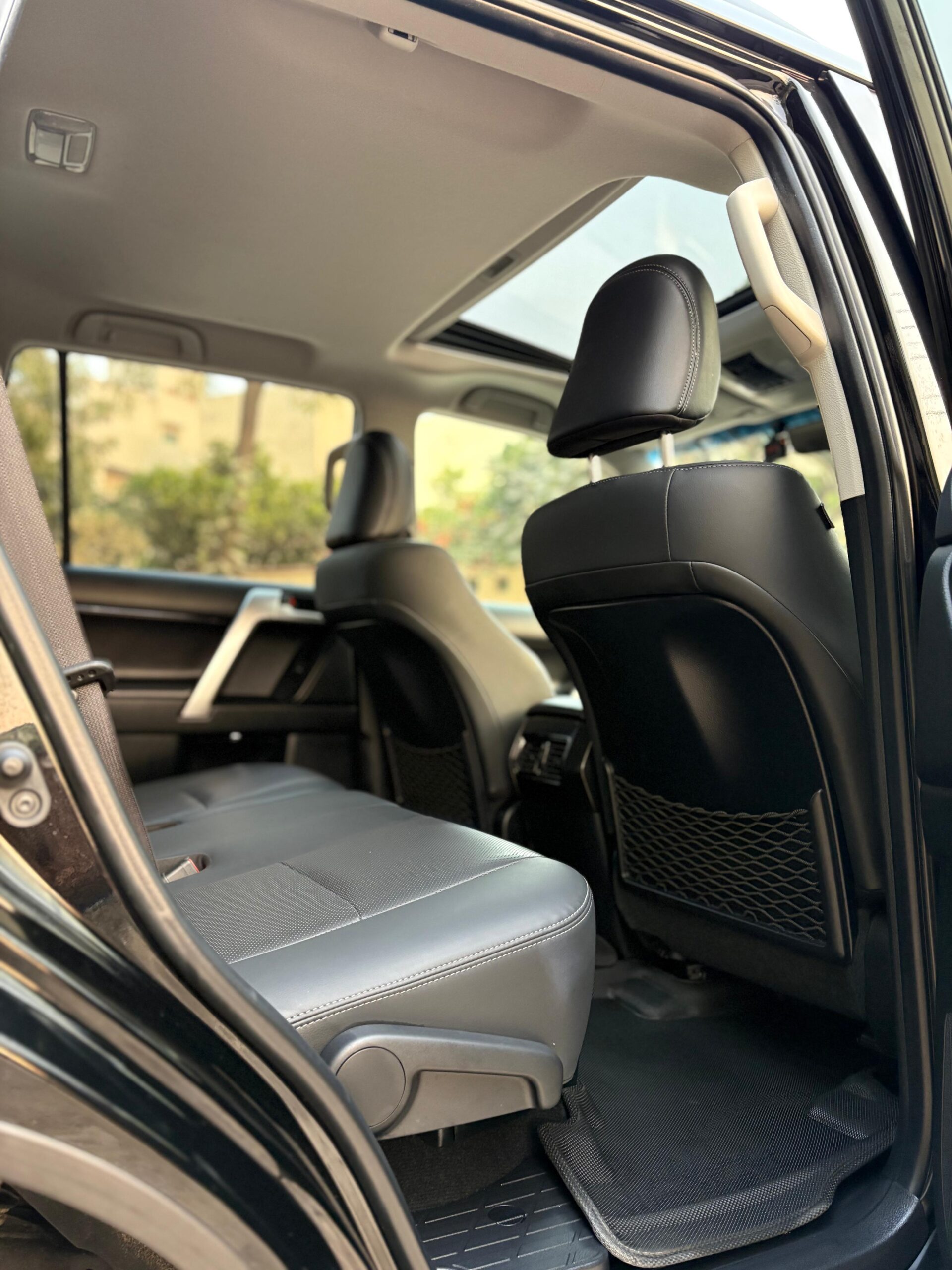 
								Toyota Land Cruiser Prado 2.8 Diesel TXL 2021 full									