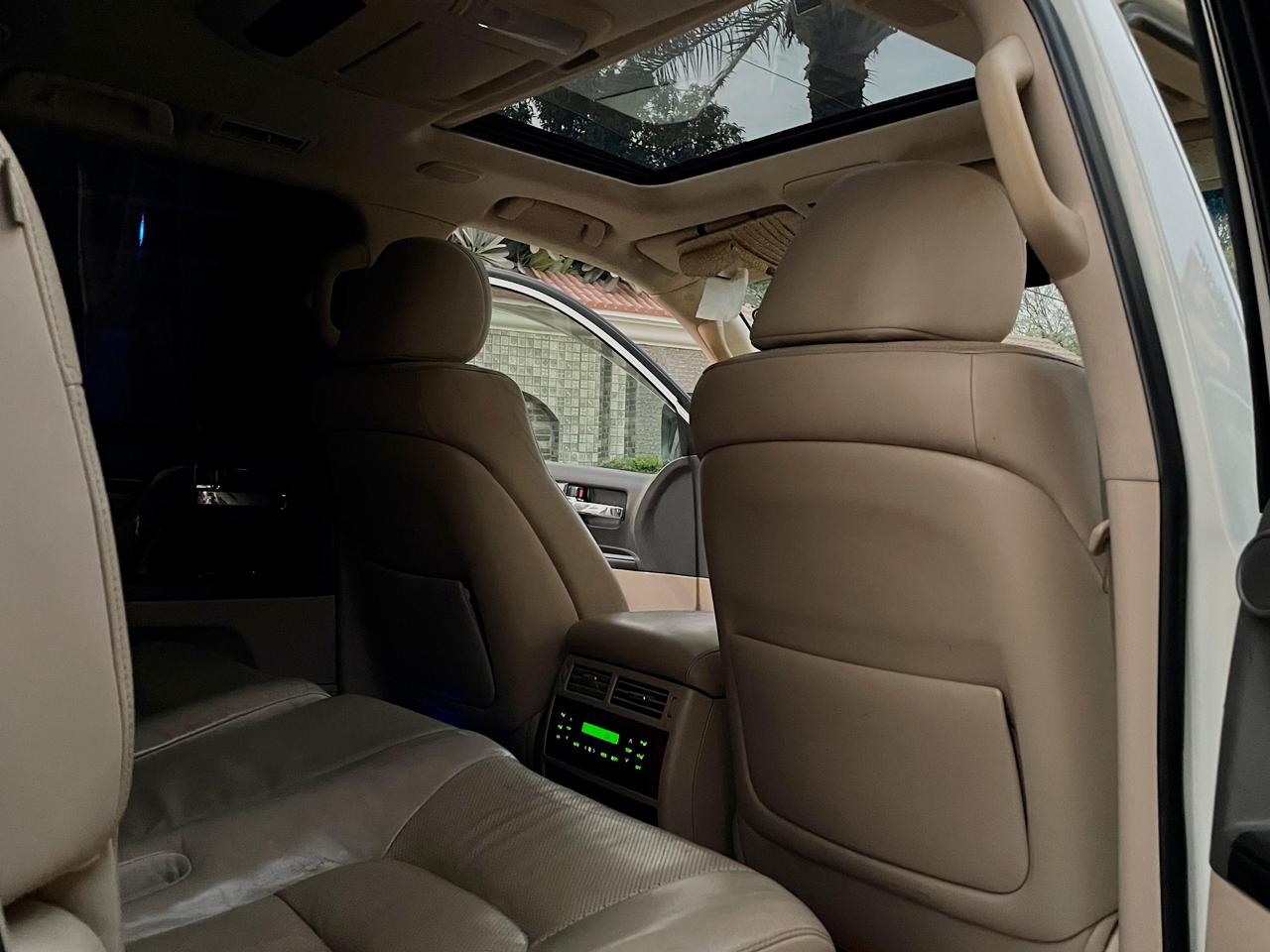 
								Toyota Land Cruiser ZX 2012 full									