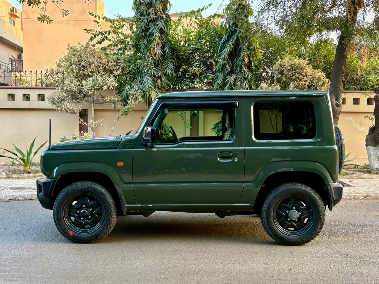 
								Suzuki Jimny 2018 full									