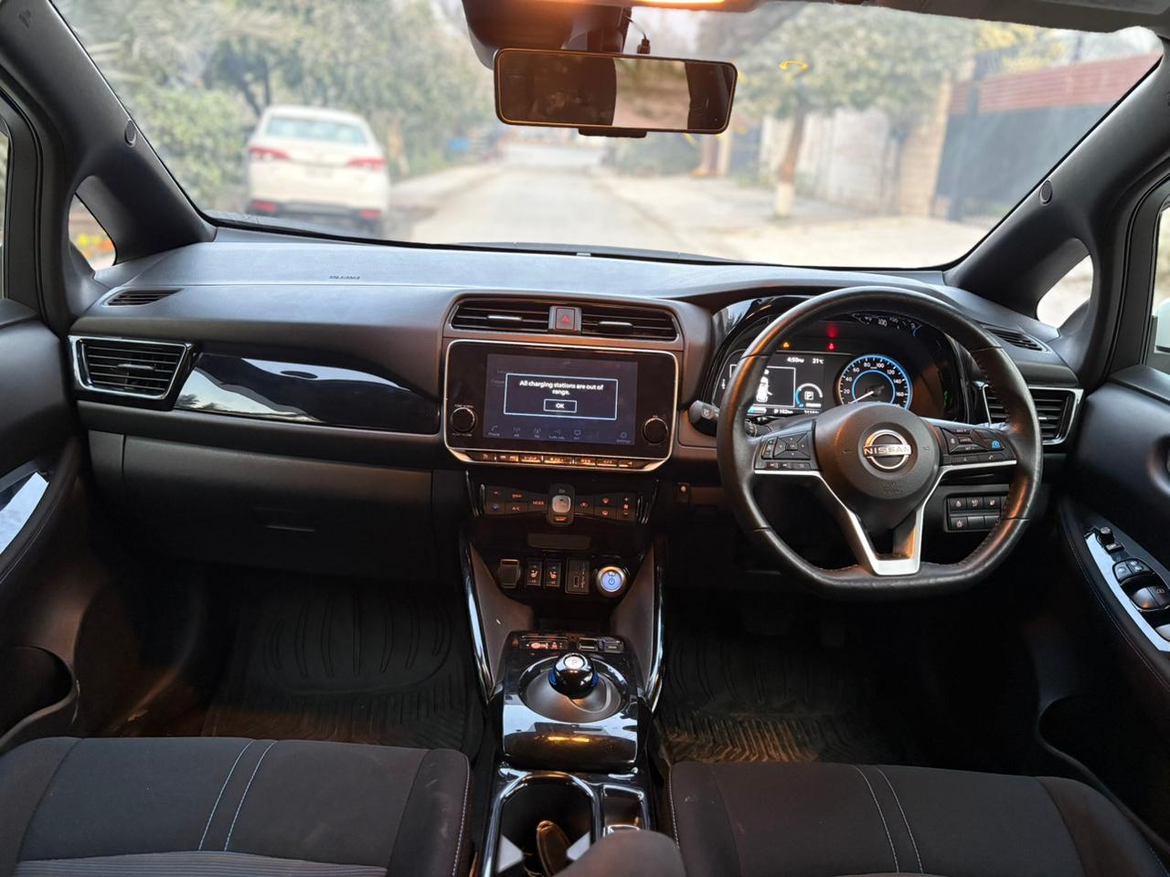 
								Nissan Leaf EV Zero Emission 2021 full									