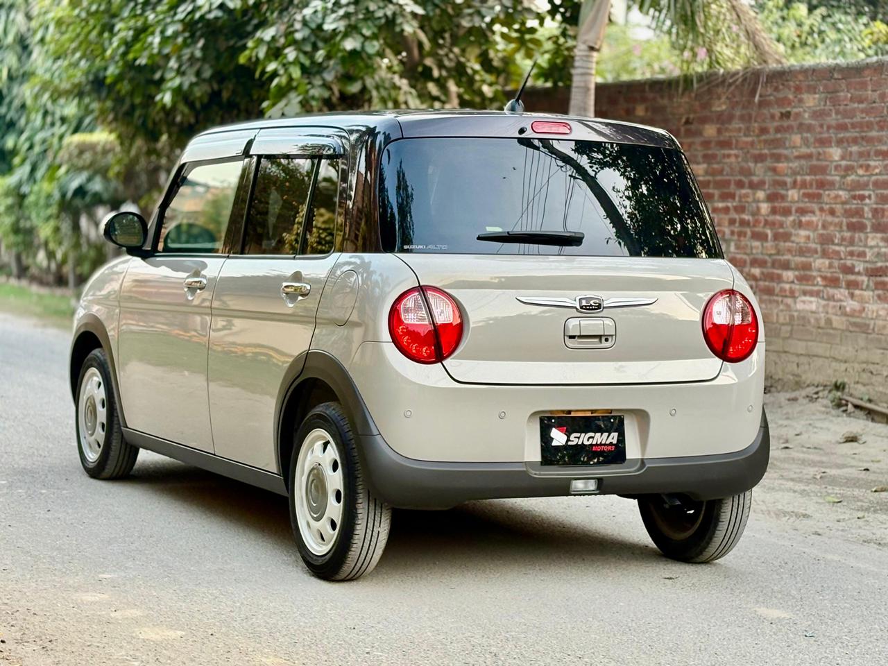 
								Suzuki Alto Lapin 2023 full									