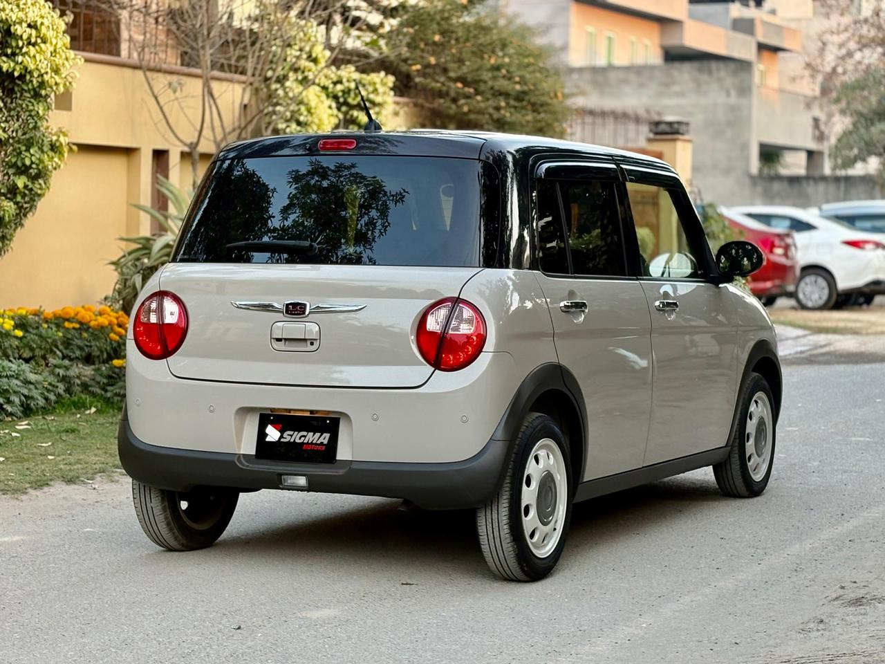 
								Suzuki Alto Lapin 2023 full									