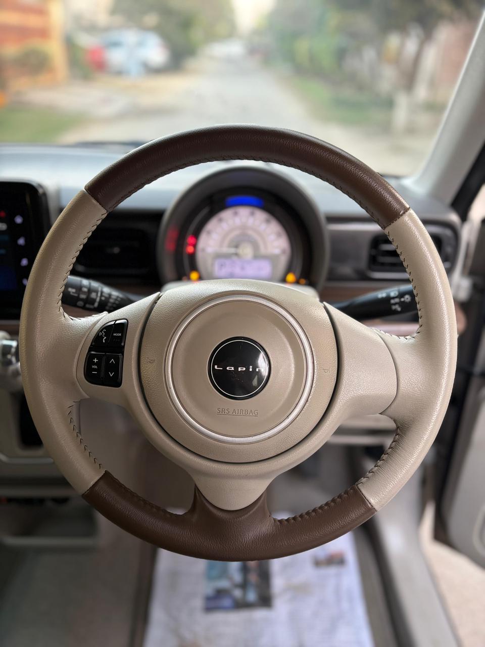 
								Suzuki Alto Lapin 2023 full									