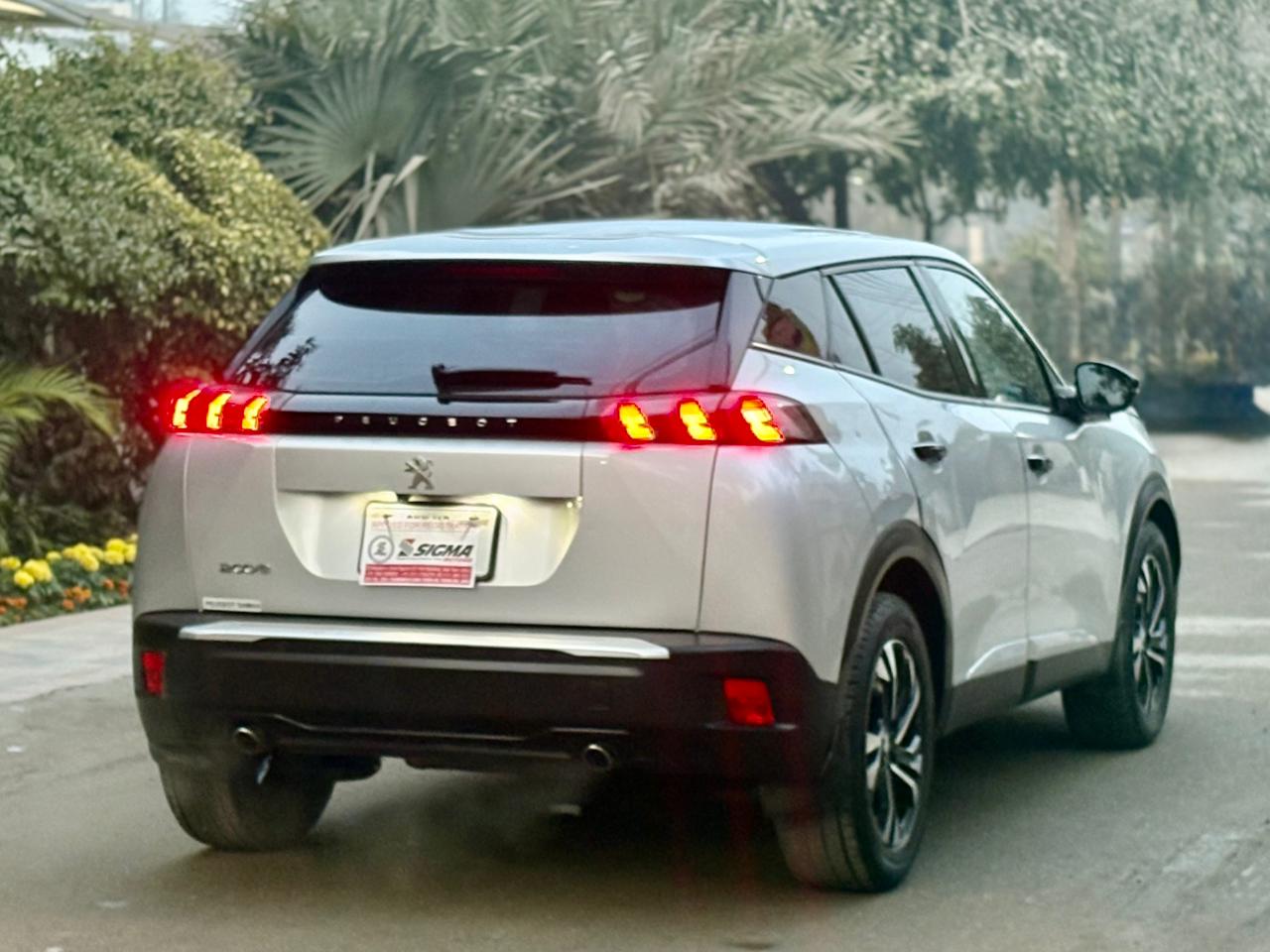 
								Peugeot 2008 Active 2022 full									