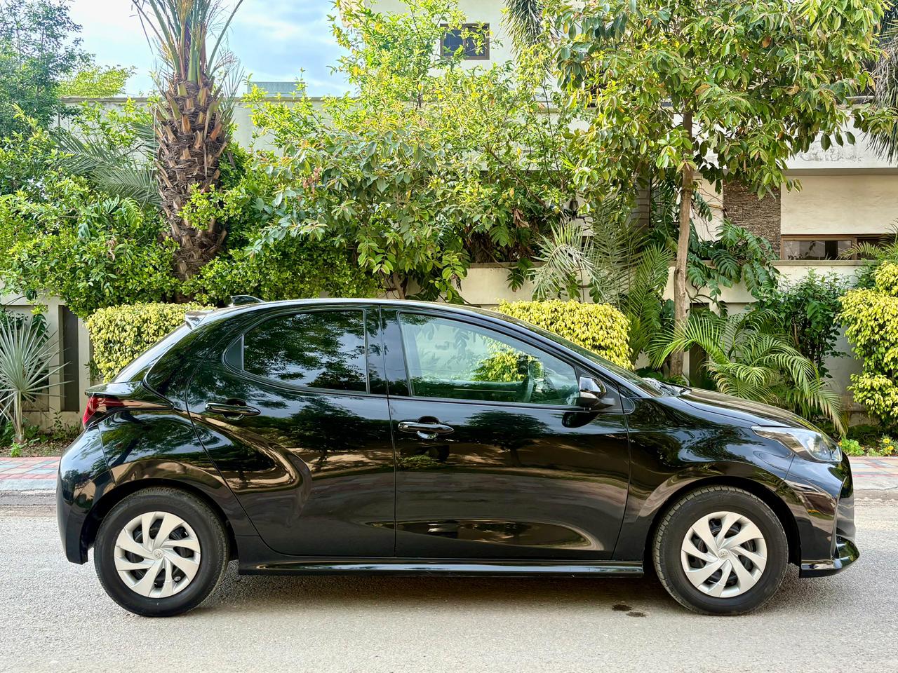 
								Toyota Yaris X 2022 full									