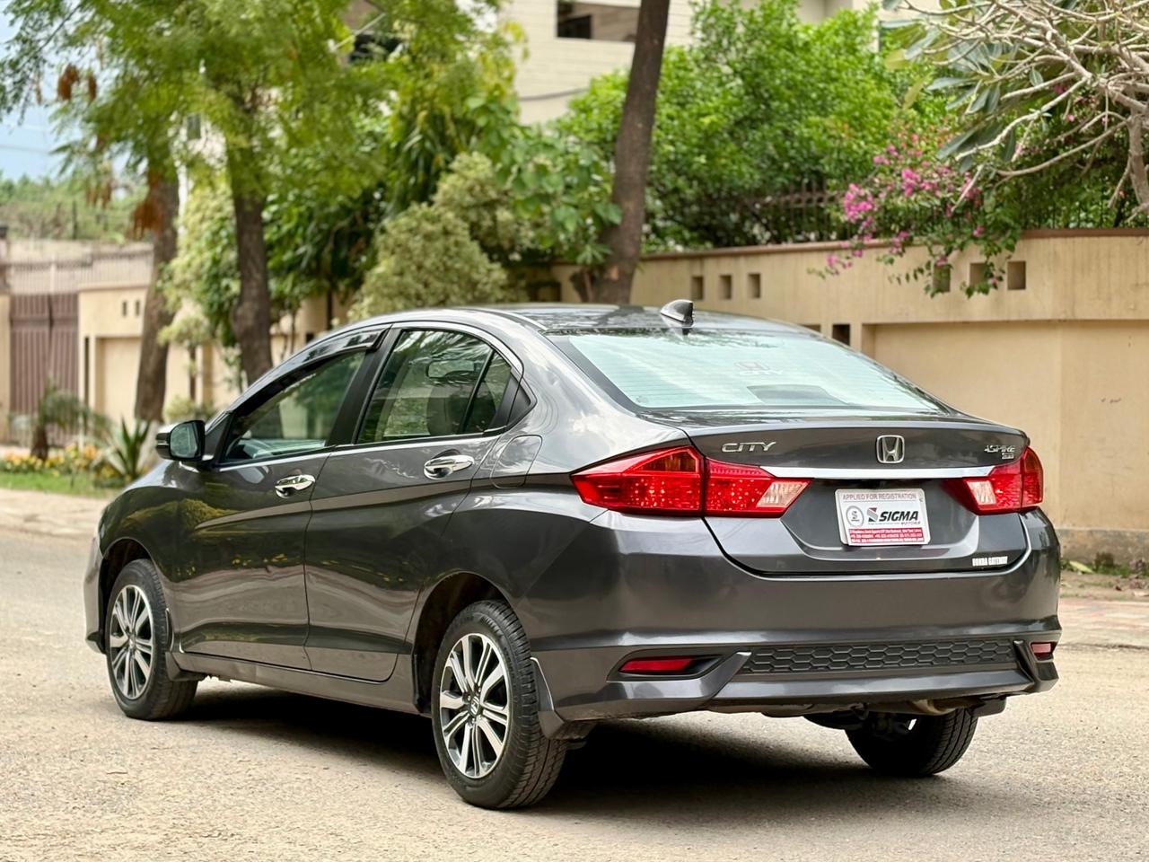 
								Honda City 1.5 Aspire 2022 full									