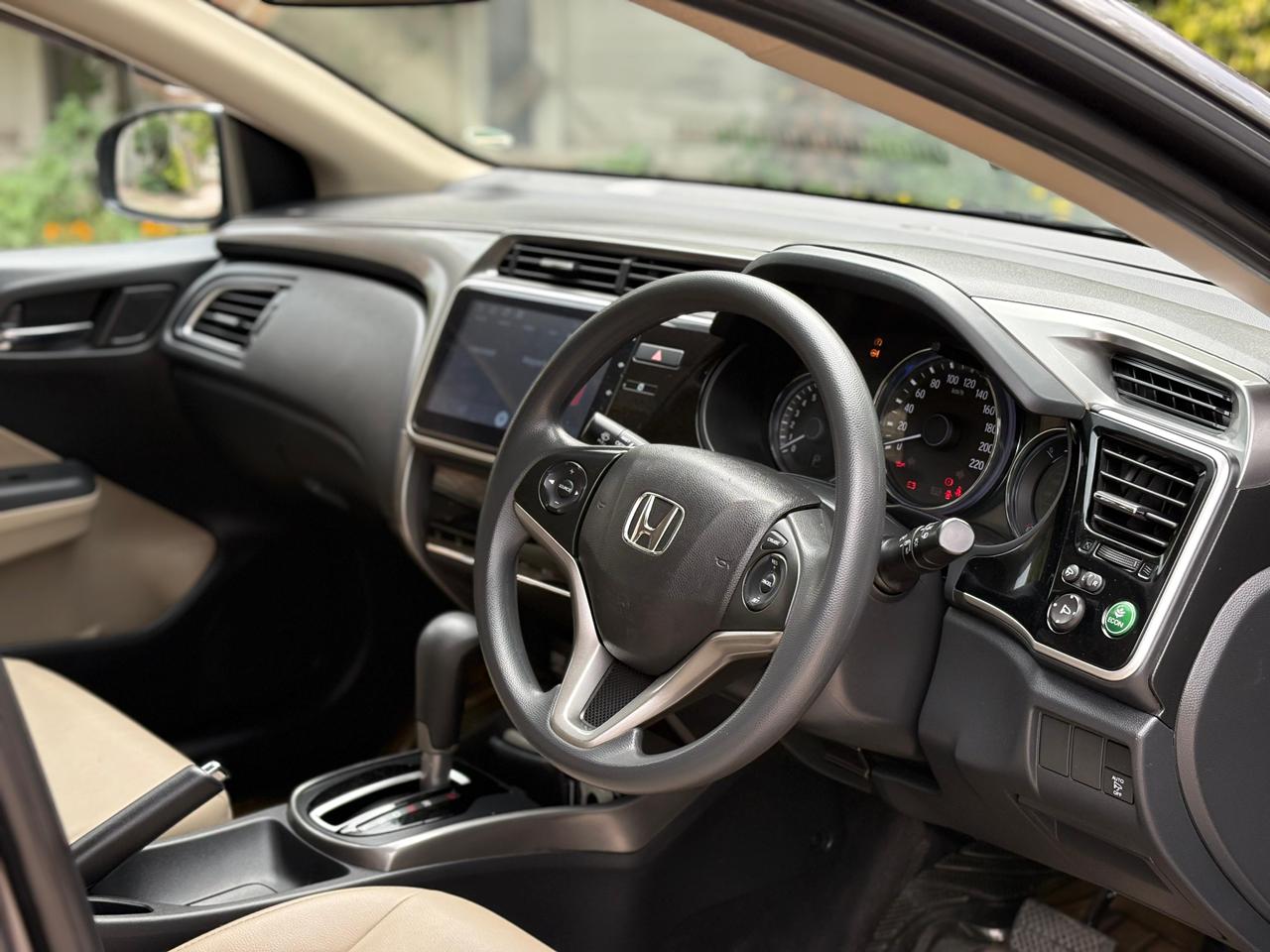 
								Honda City 1.5 Aspire 2022 full									