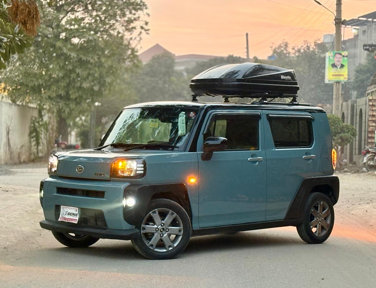 
								Daihatsu Taft Panoramic Roof 2023 full									