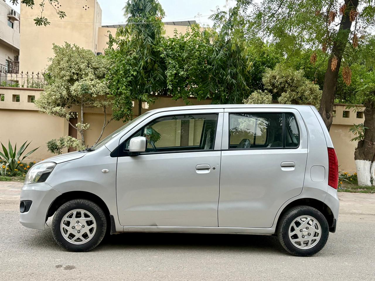 
								Suzuki WagonR VXL 2018 full									