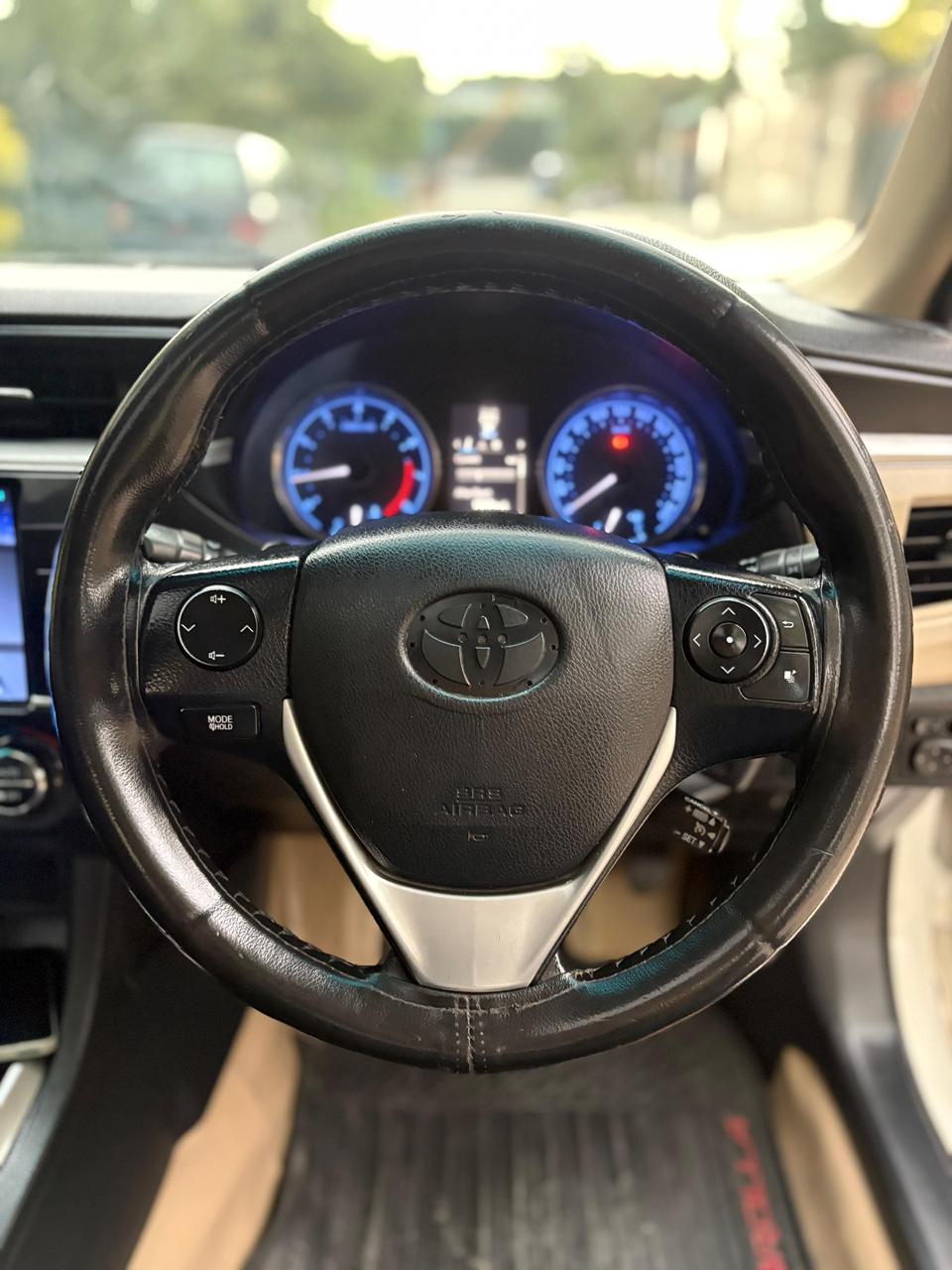 
								Toyota Corolla Grande 1.8 Converted to X 2016 full									