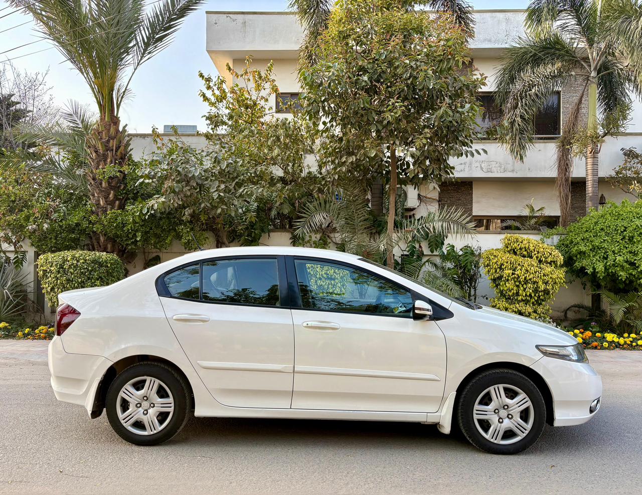 
								Honda City 1.3 Auto 2019 full									