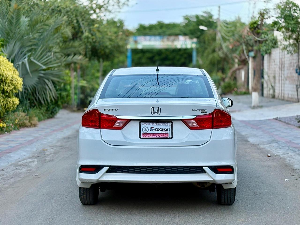 
								Honda City 1.2 Automatic 2024 full									