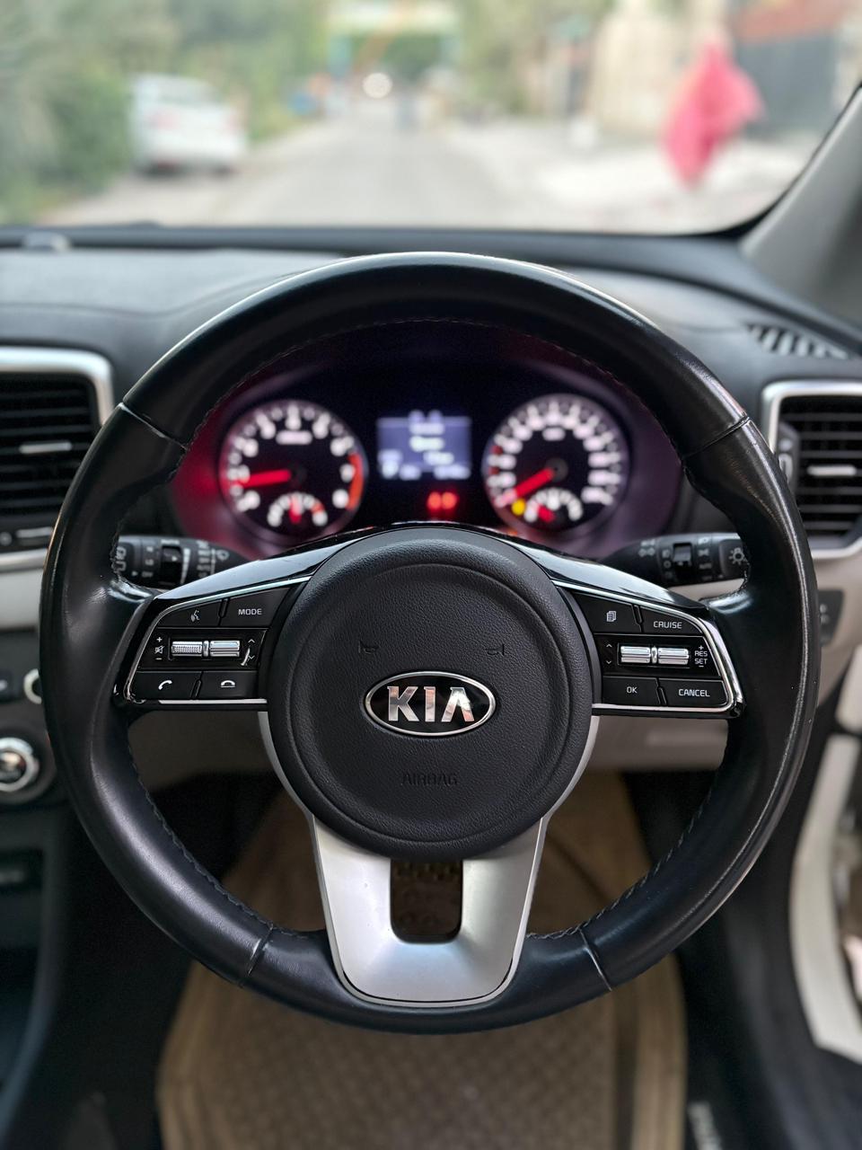 
								Honda City 1.2 Automatic 2024 full									