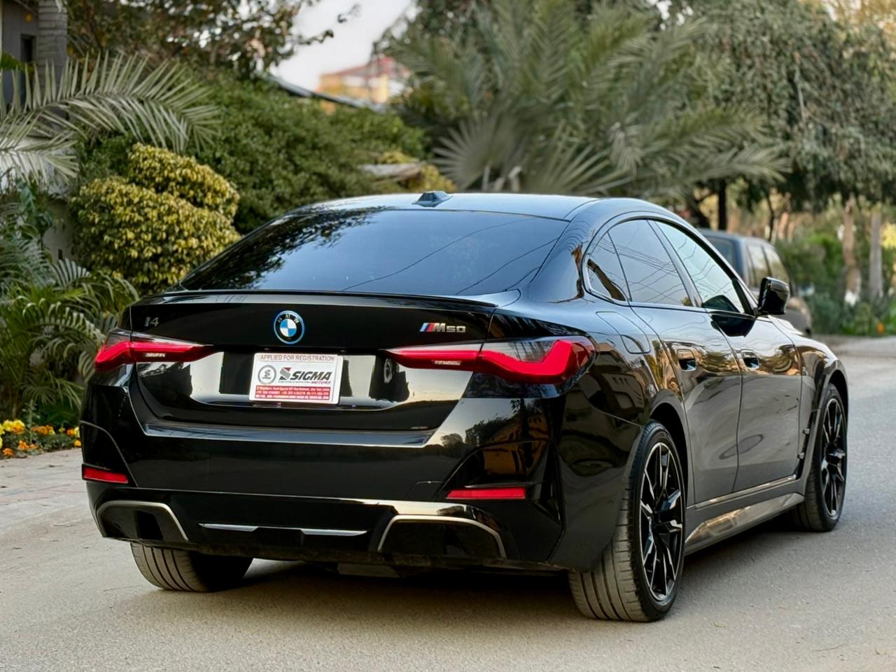 
								BMW i4 M50 2022 full									