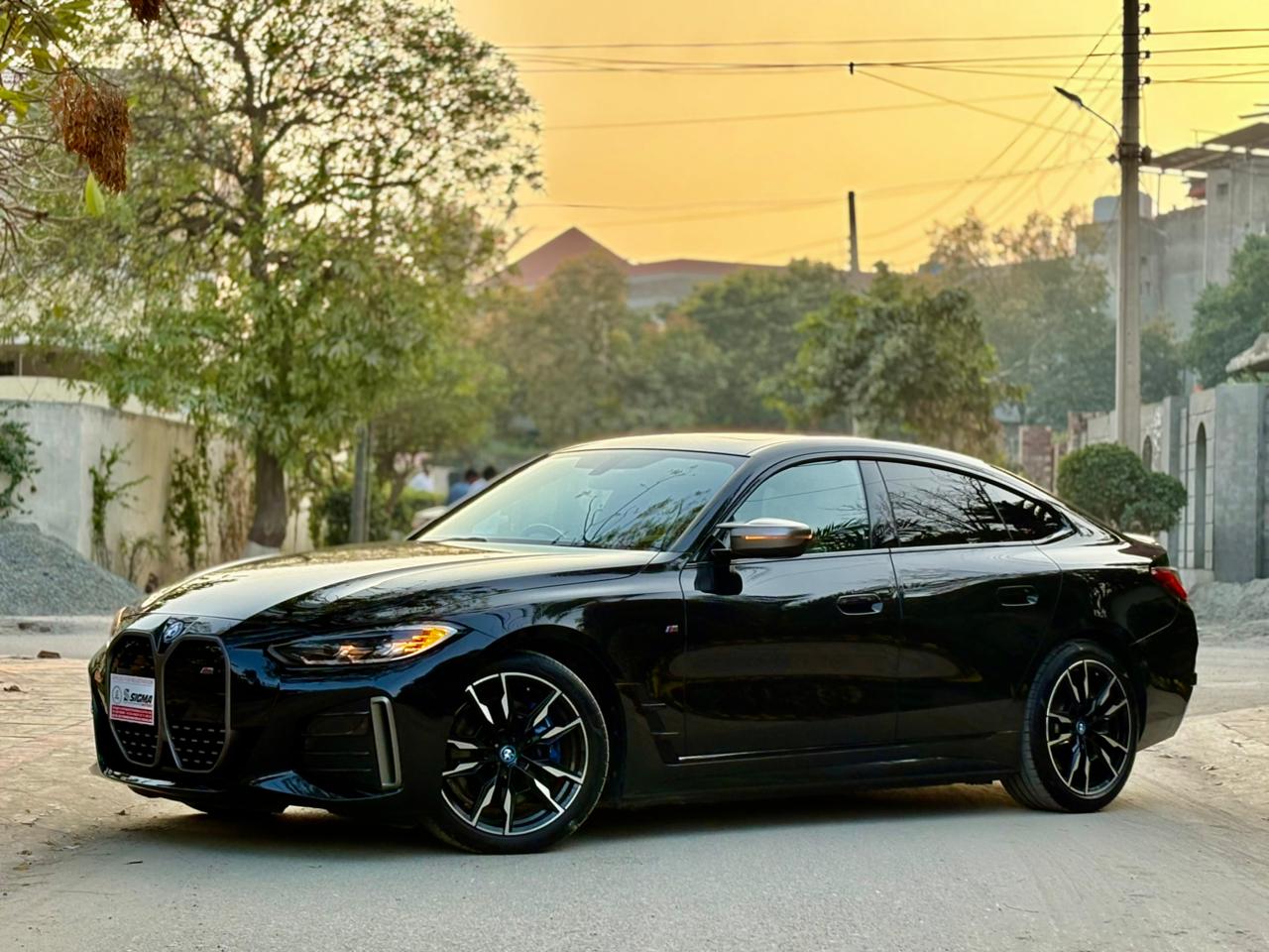 
								BMW i4 M50 2022 full									