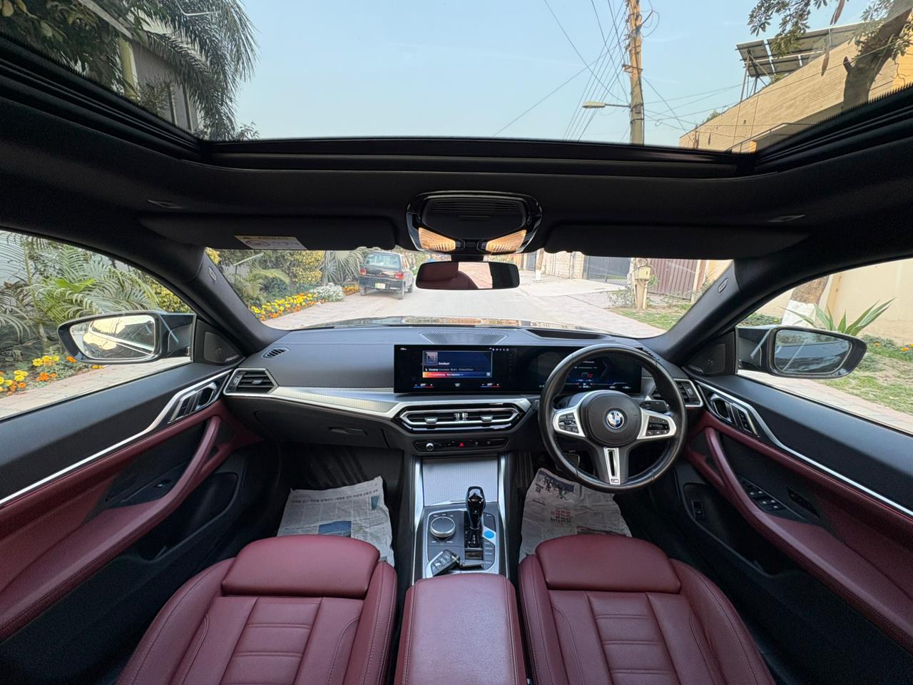 
								BMW i4 M50 2022 full									