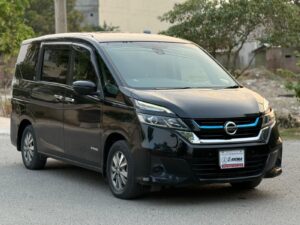 Nissan Serena e-POWER Highwaystar 2018