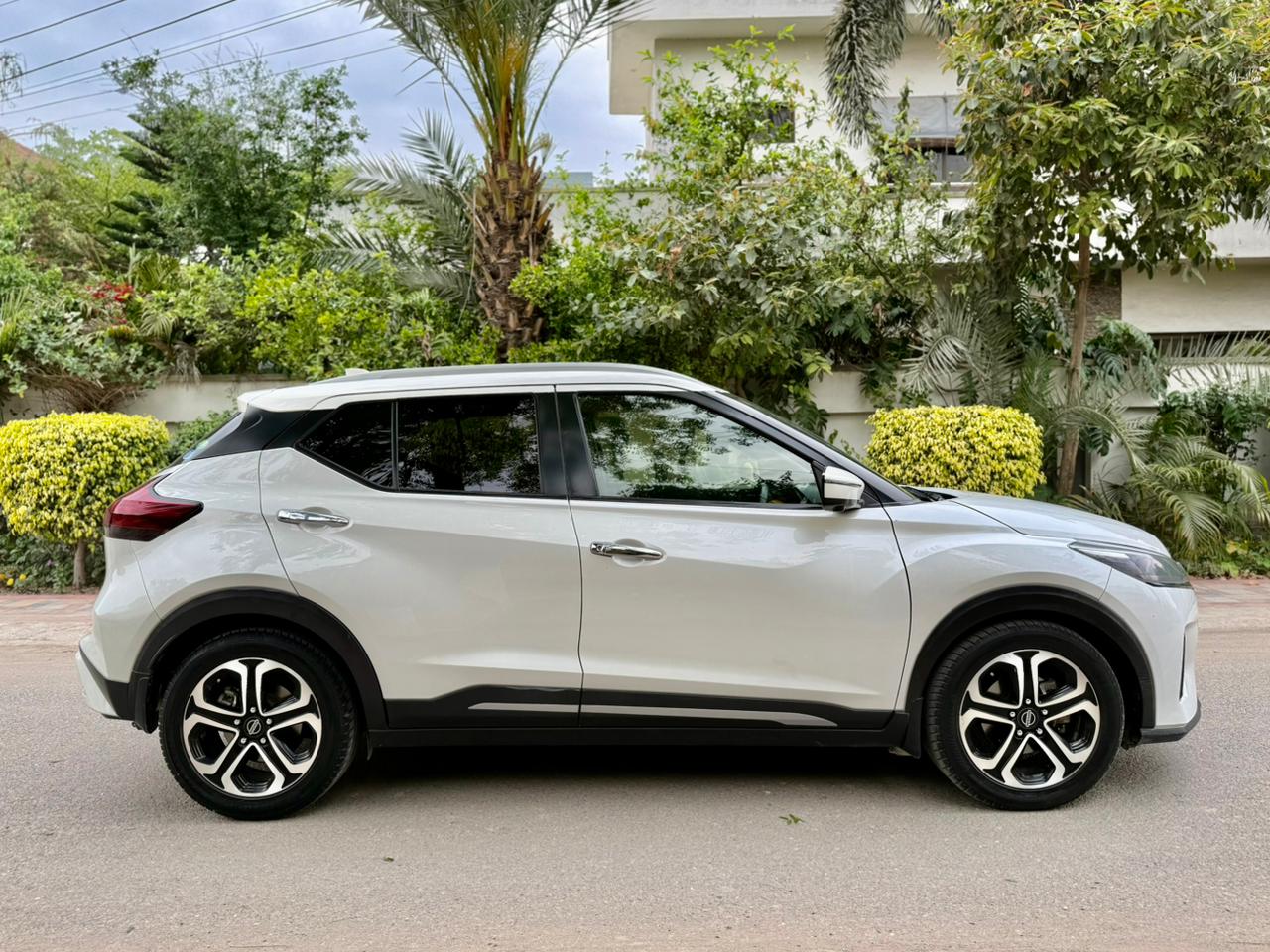 
								Nissan Kicks 1.2 E-Power 2020 full									