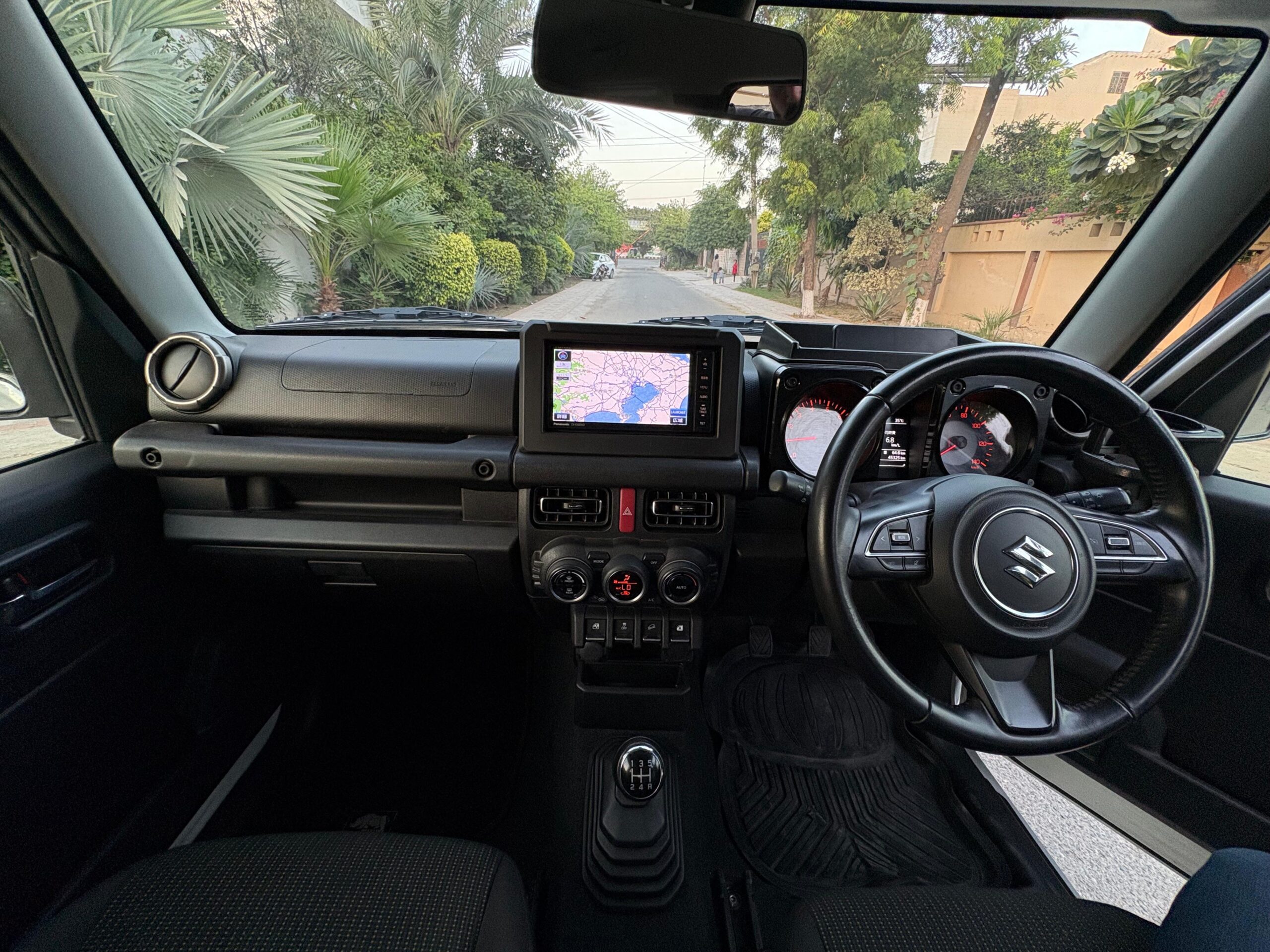 
								Suzuki Jimny 2019 full									