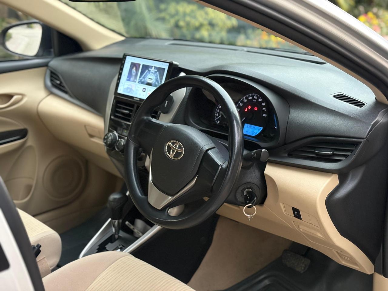 
								Toyota Yaris GLI 2022 full									