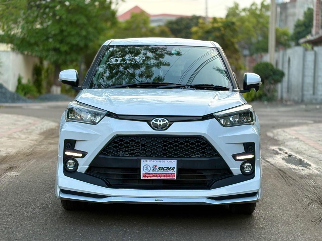 
								Toyota Raize Z Package 2021 full									