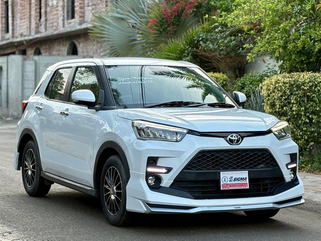 
								Toyota Raize Z Package 2021 full									