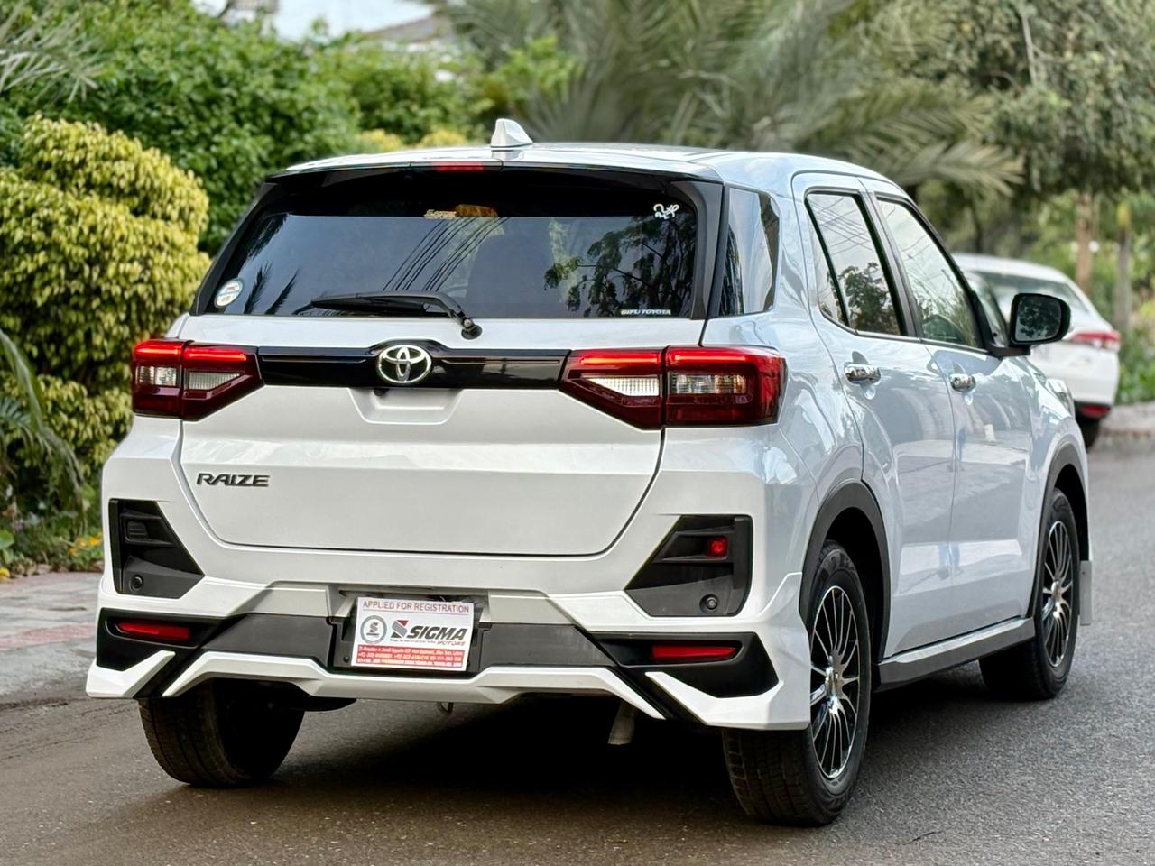 
								Toyota Raize Z Package 2021 full									