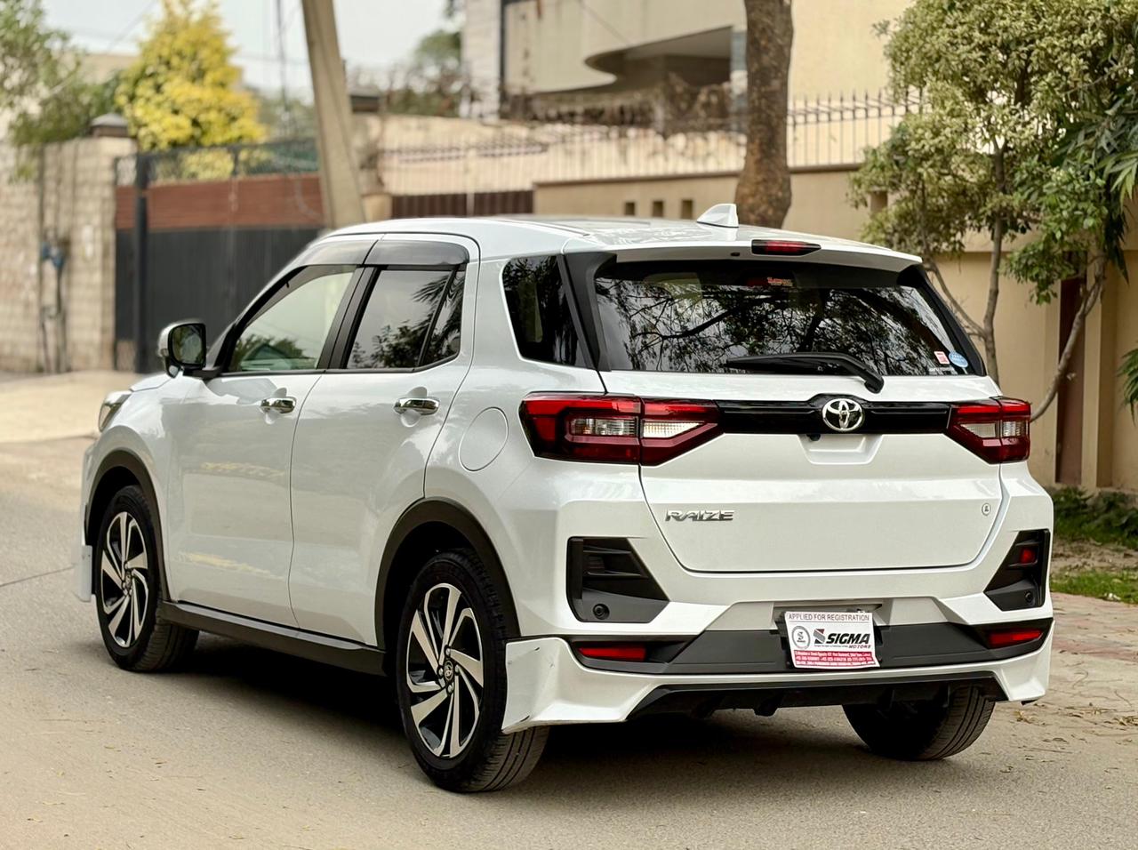 
								Toyota Raize Z Package 2020 full									