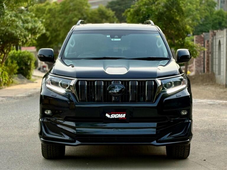 Toyota Land Cruiser Prado Black Edition TXL 2022